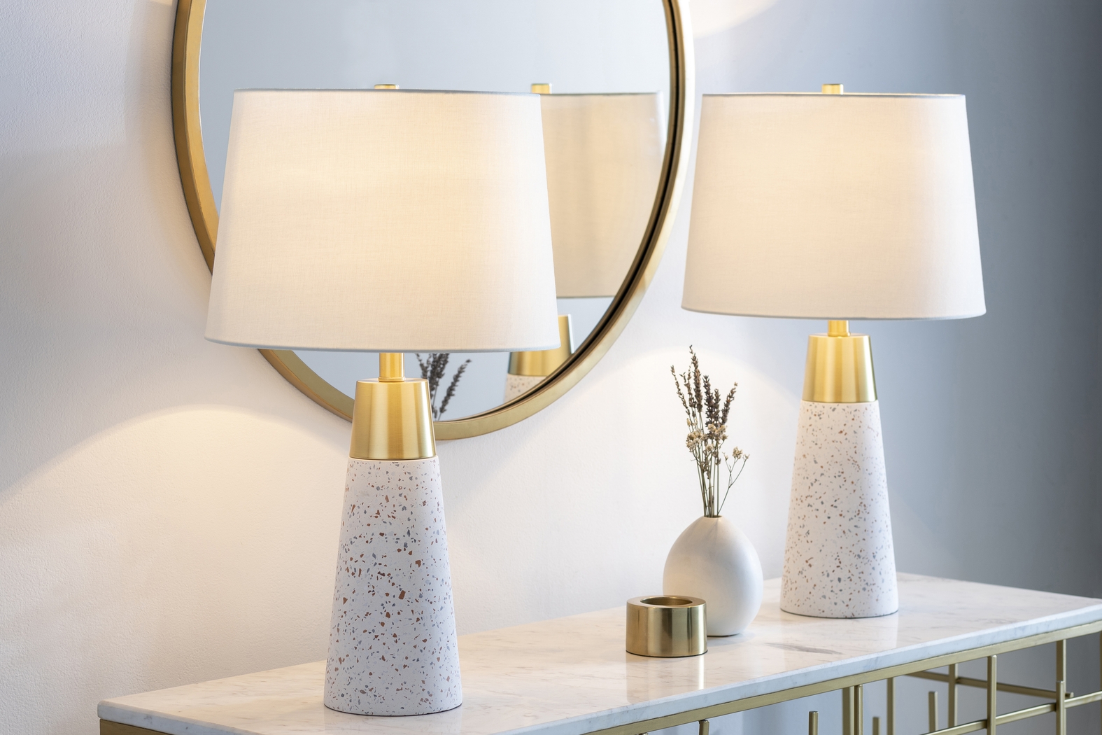 Kildate Edge White Table Lamps, Set of 2 - Thumbnail - Image 7