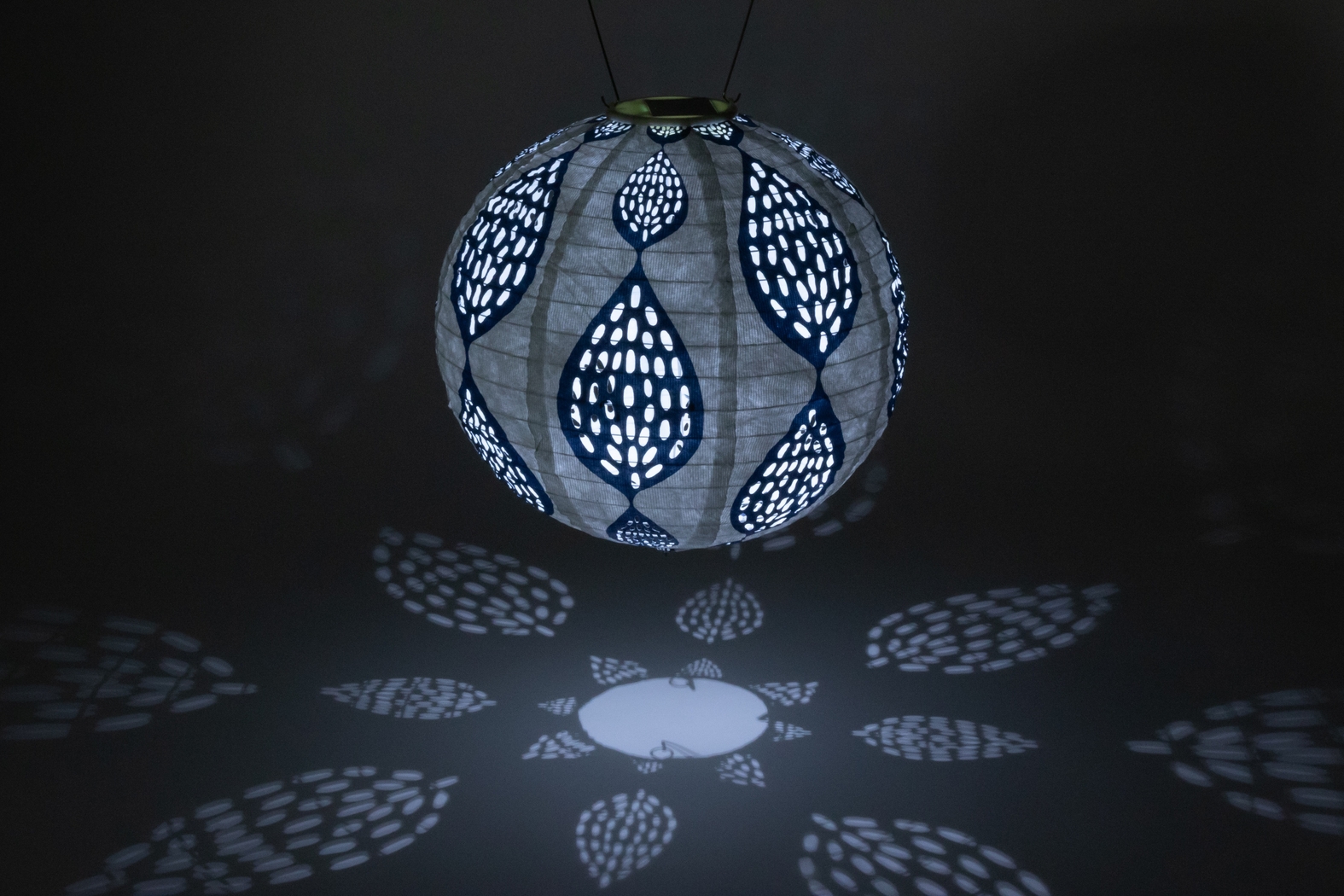 Kimmer Trail Outdoor Blue Solar Lantern - Thumbnail - Image 6