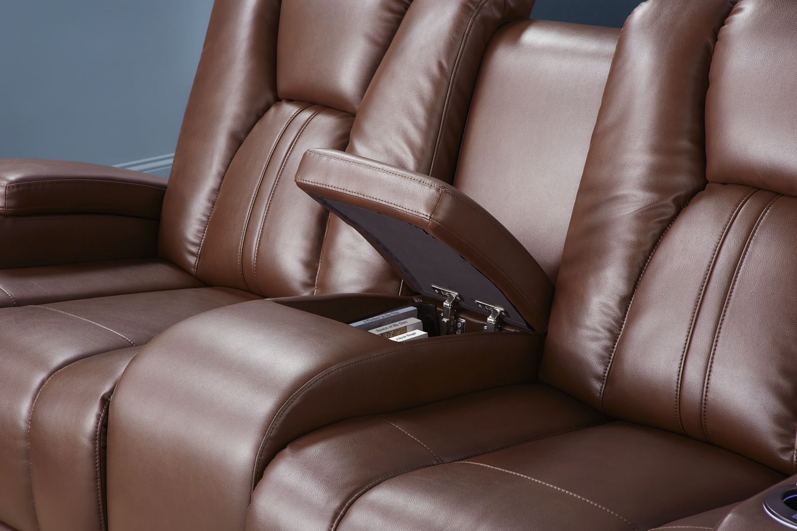 Kingvale Court Mocha 2 Pc Dual Power Reclining Living Room - Thumbnail - Image 17