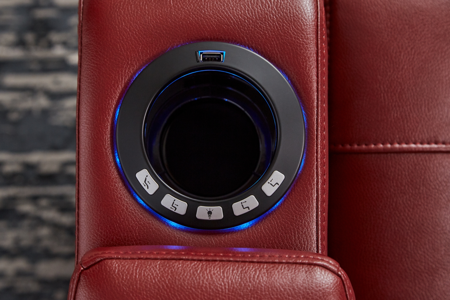 Kingvale Court Red Dual Power Recliner - Thumbnail - Image 3