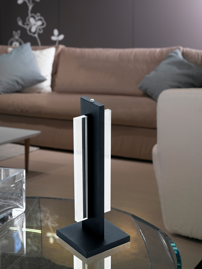 Kirkaldy Vista Black Lamp - Thumbnail - Image 2