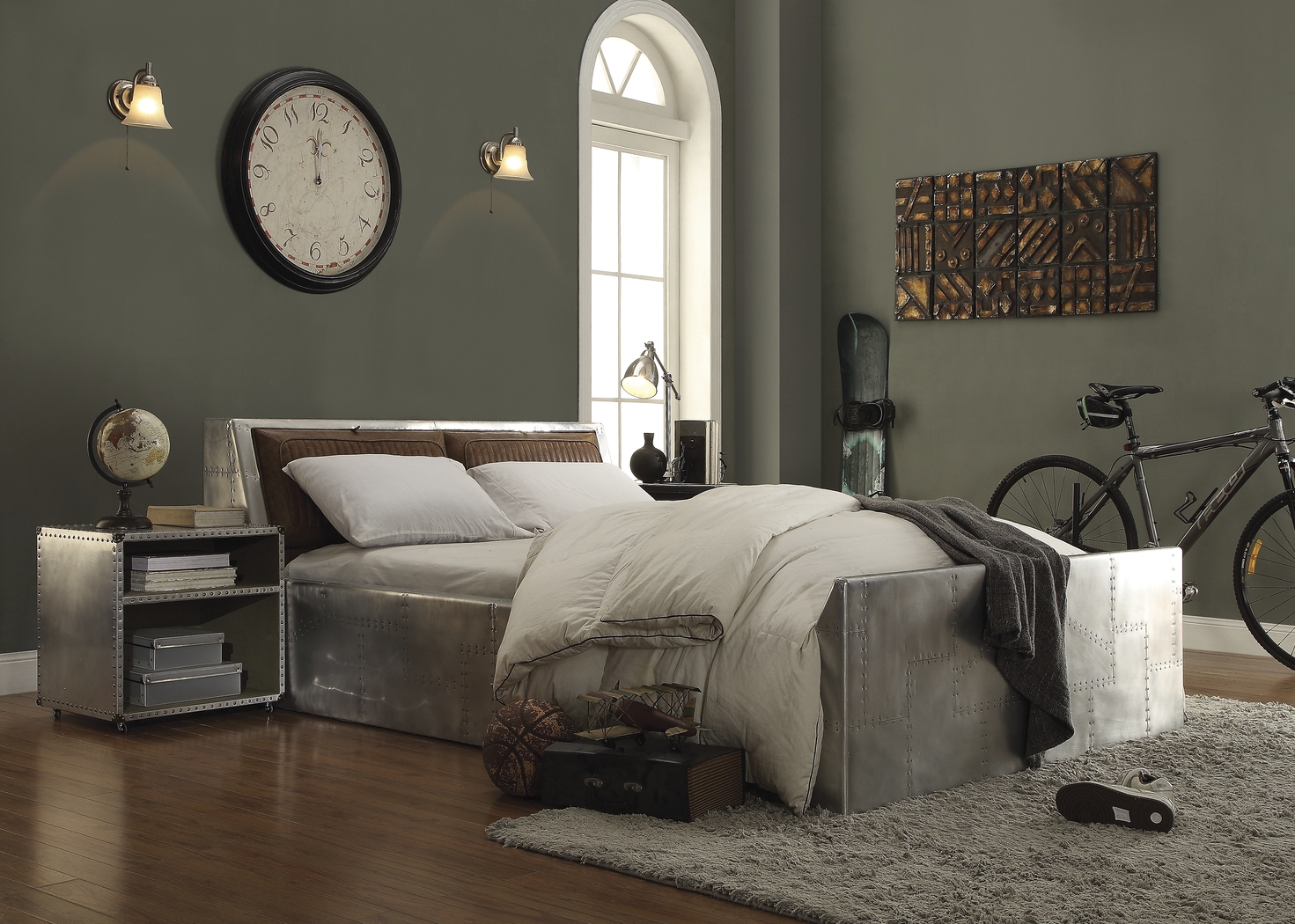 Kirkglen Gray Nightstand - Thumbnail - Image 2