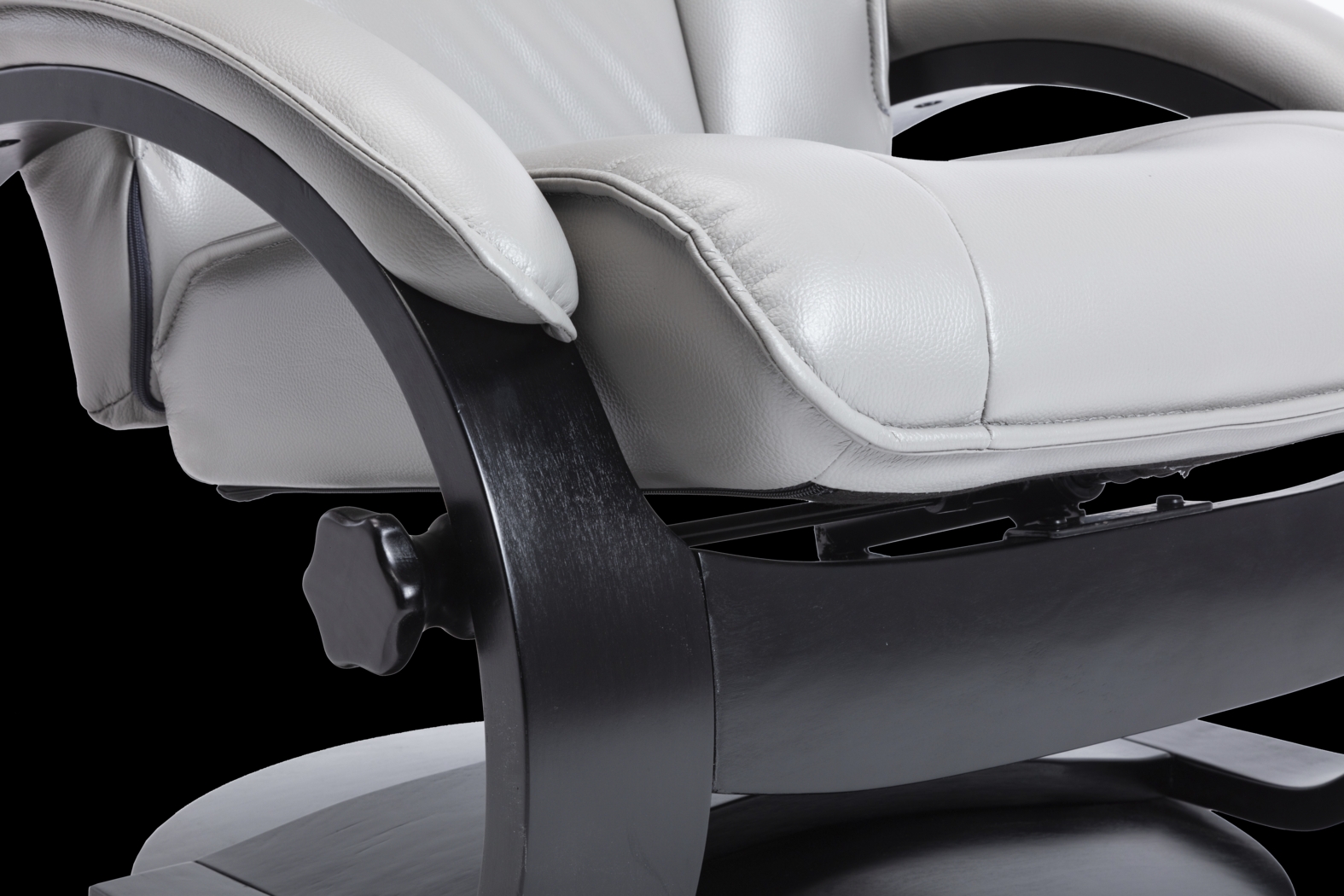 Klahowya Light Gray Recliner and Ottoman - Thumbnail - Image 3