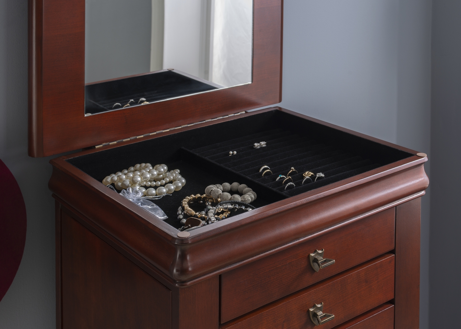 Klingle Cherry Jewelry Armoire - Thumbnail - Image 14