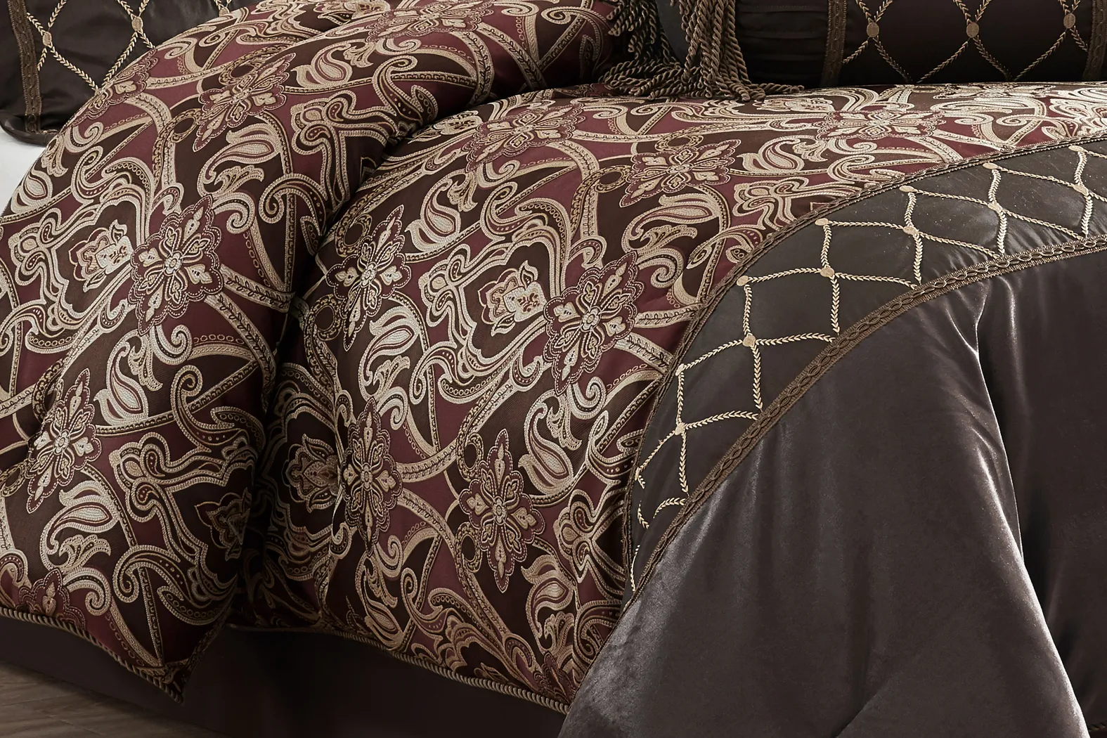 Krohn Espresso 9 Pc Queen Comforter Set - Thumbnail - Image 3