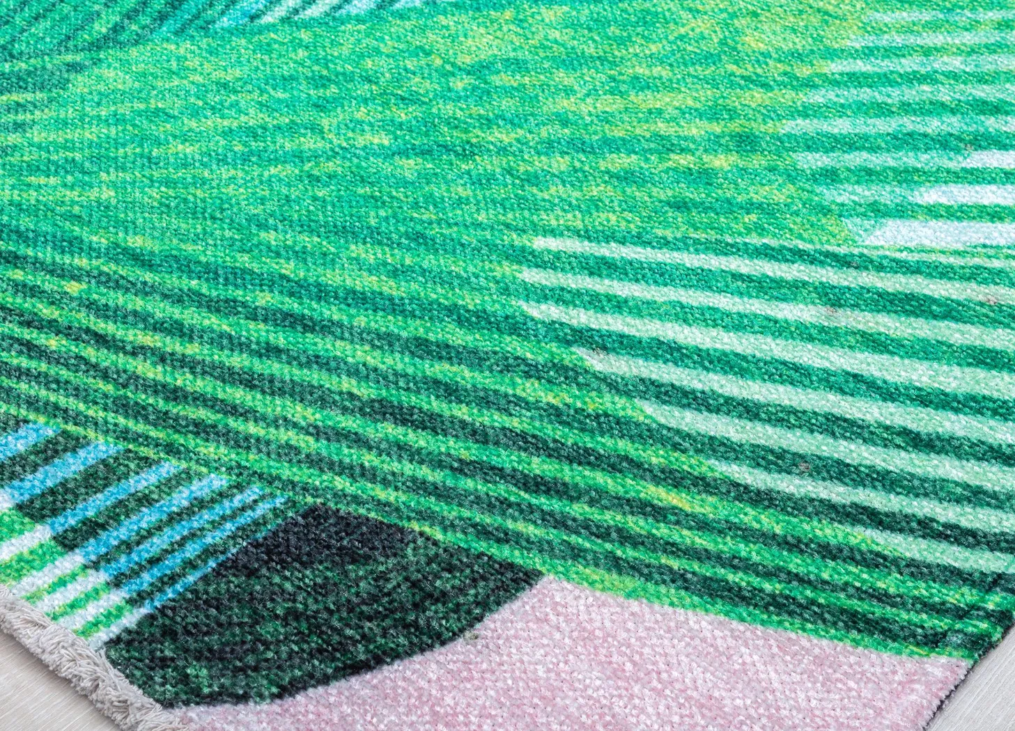 Kulaca Pink 5'3 x 7' Rug - Thumbnail - Image 3