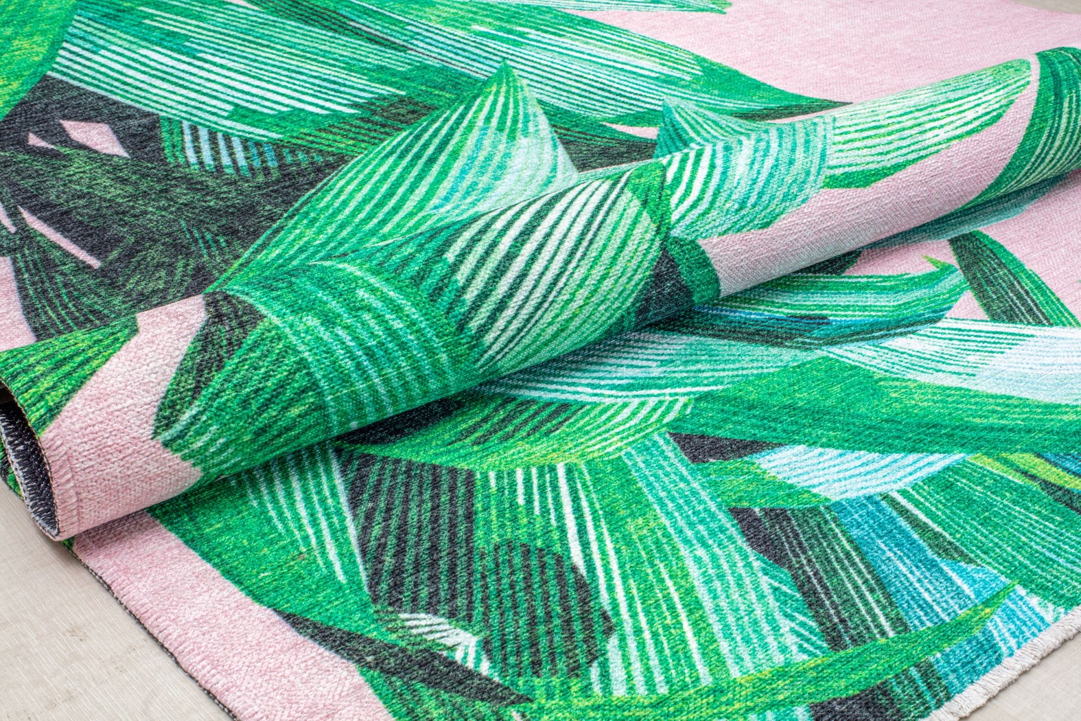 Kulaca Pink 7'10 x 10' Rug - Thumbnail - Image 5