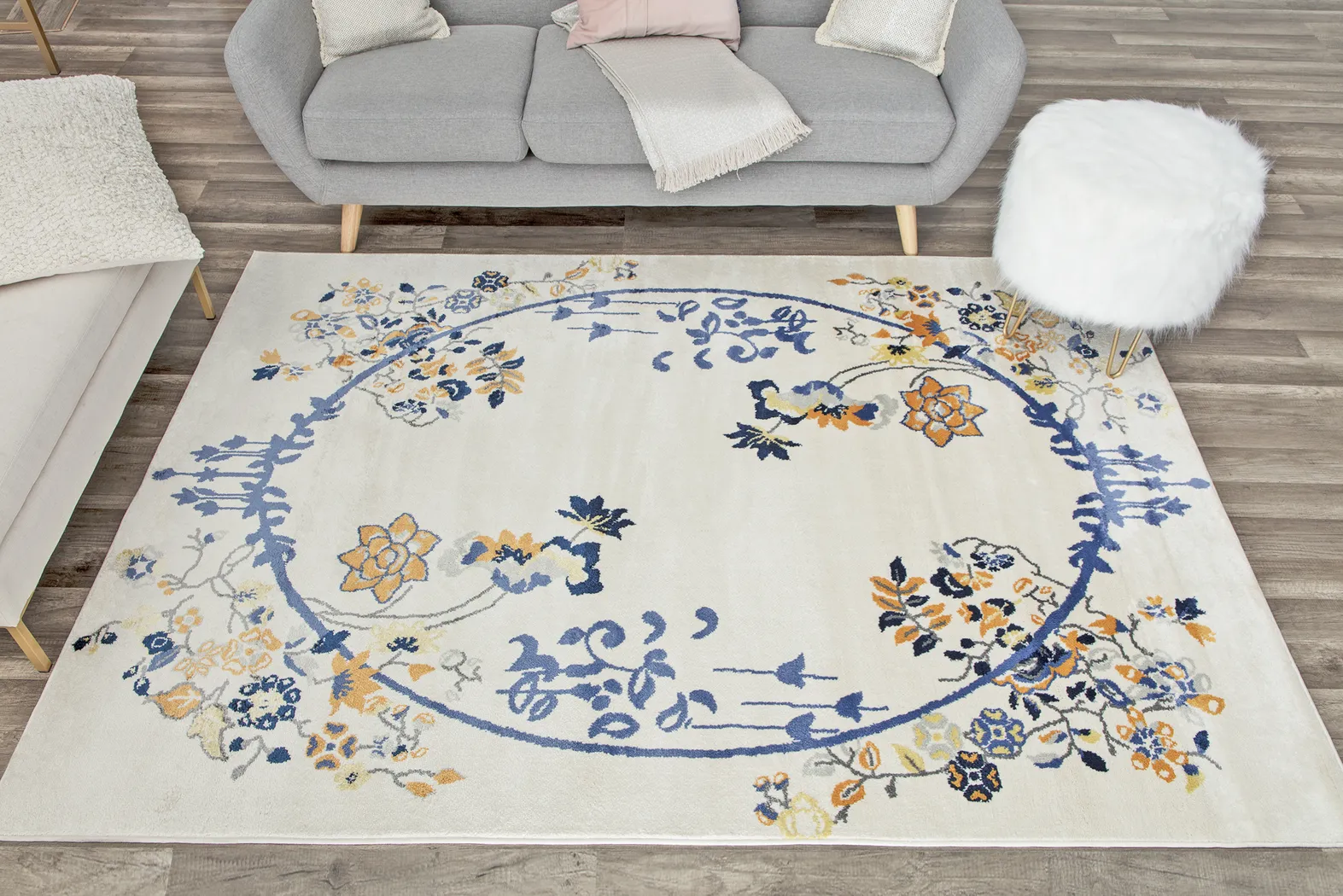 Ladinas Blue 5' x 7' Rug - Thumbnail - Image 3
