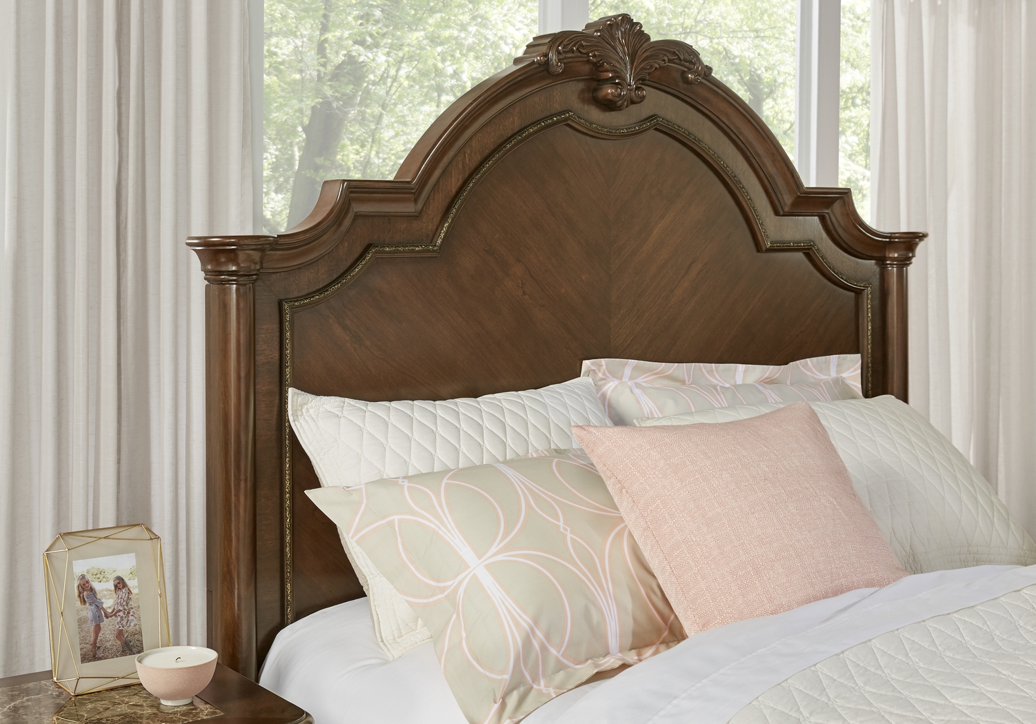 Lafayette Place Brown 8 Pc Queen Bedroom - Thumbnail - Image 3