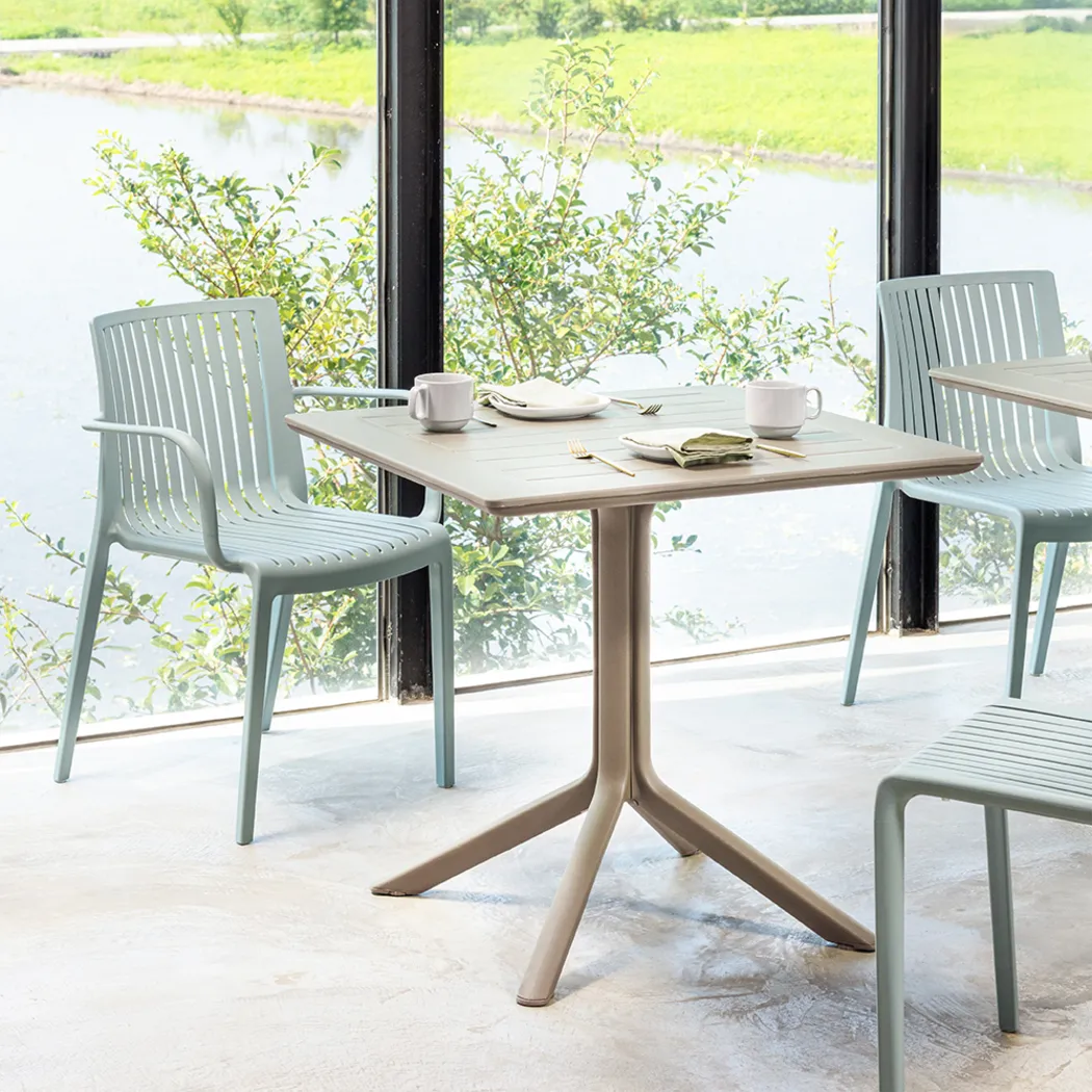 Lagoon Venice Beige Outdoor Dining Table - Thumbnail - Image 3