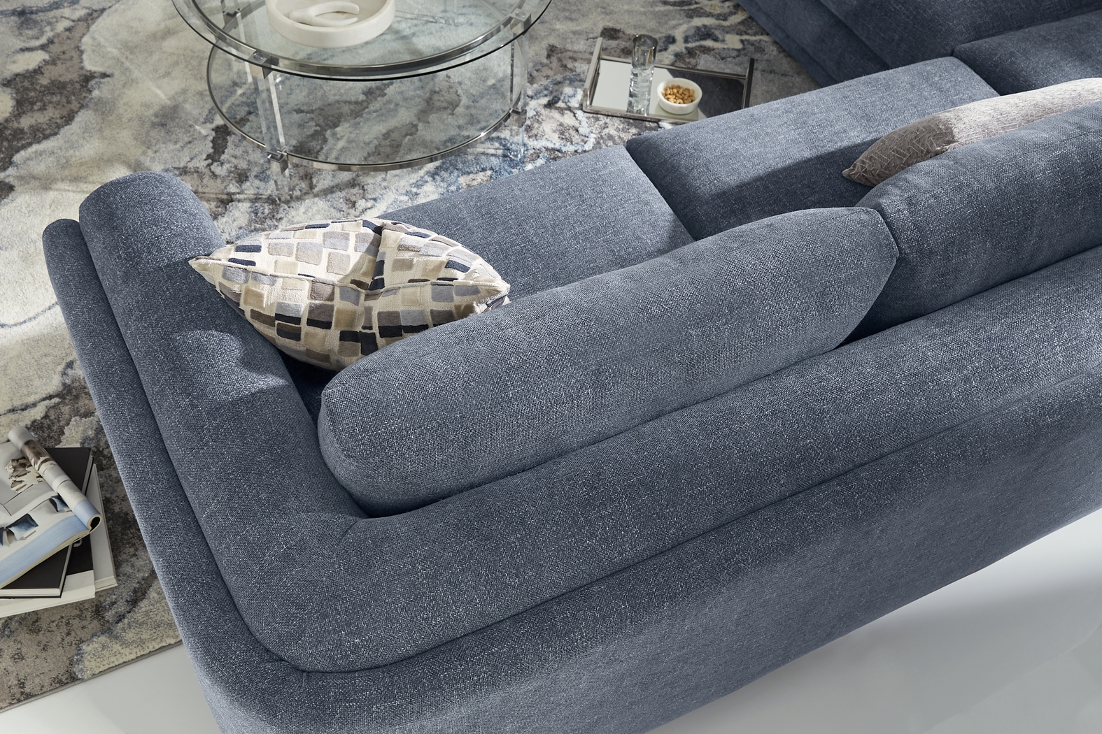 Laguna Hills Indigo 5 Pc Sectional Living Room - Thumbnail - Image 5