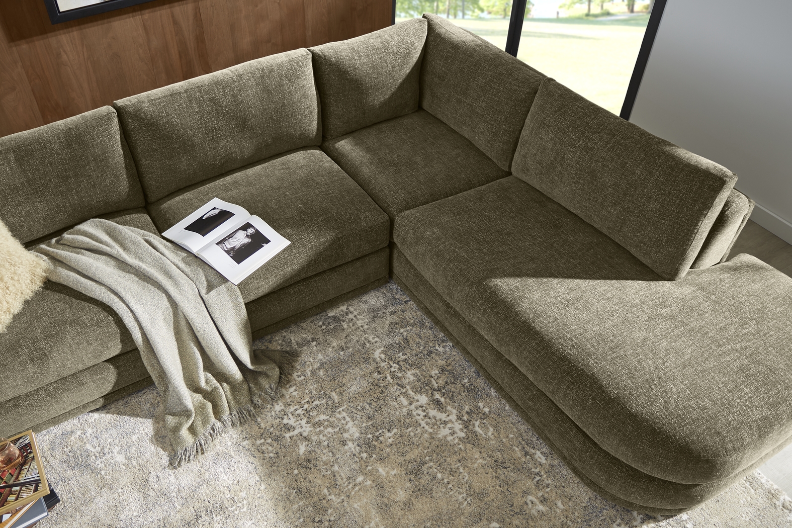 Laguna Hills Olive 2 Pc Sectional - Thumbnail - Image 4