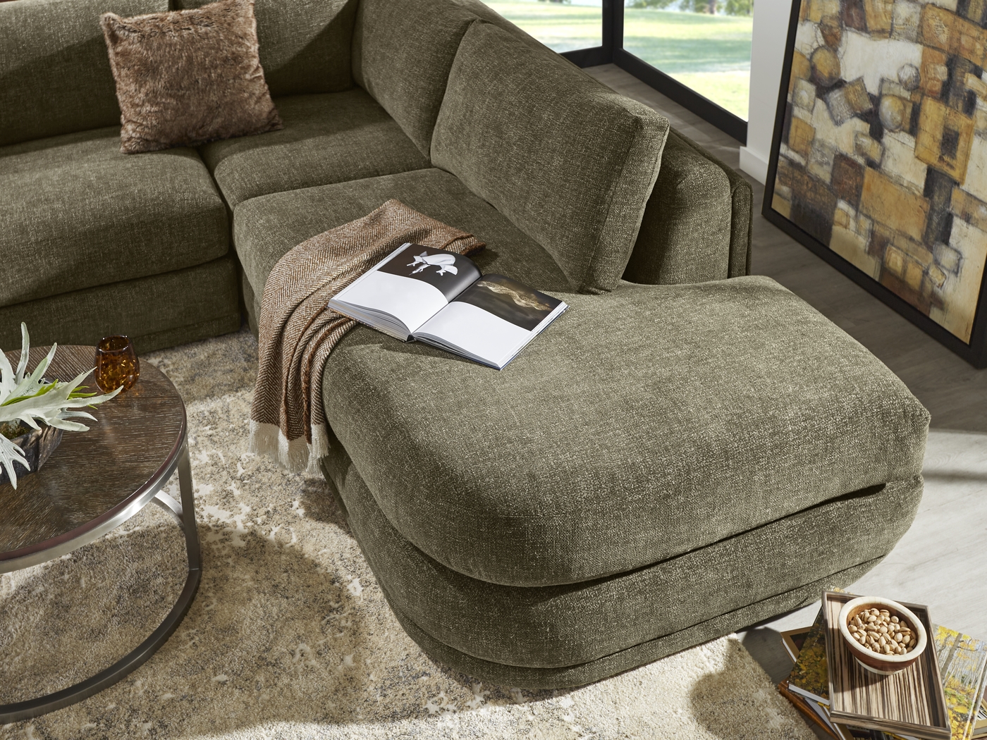 Laguna Hills Olive 5 Pc Sectional Living Room - Thumbnail - Image 5