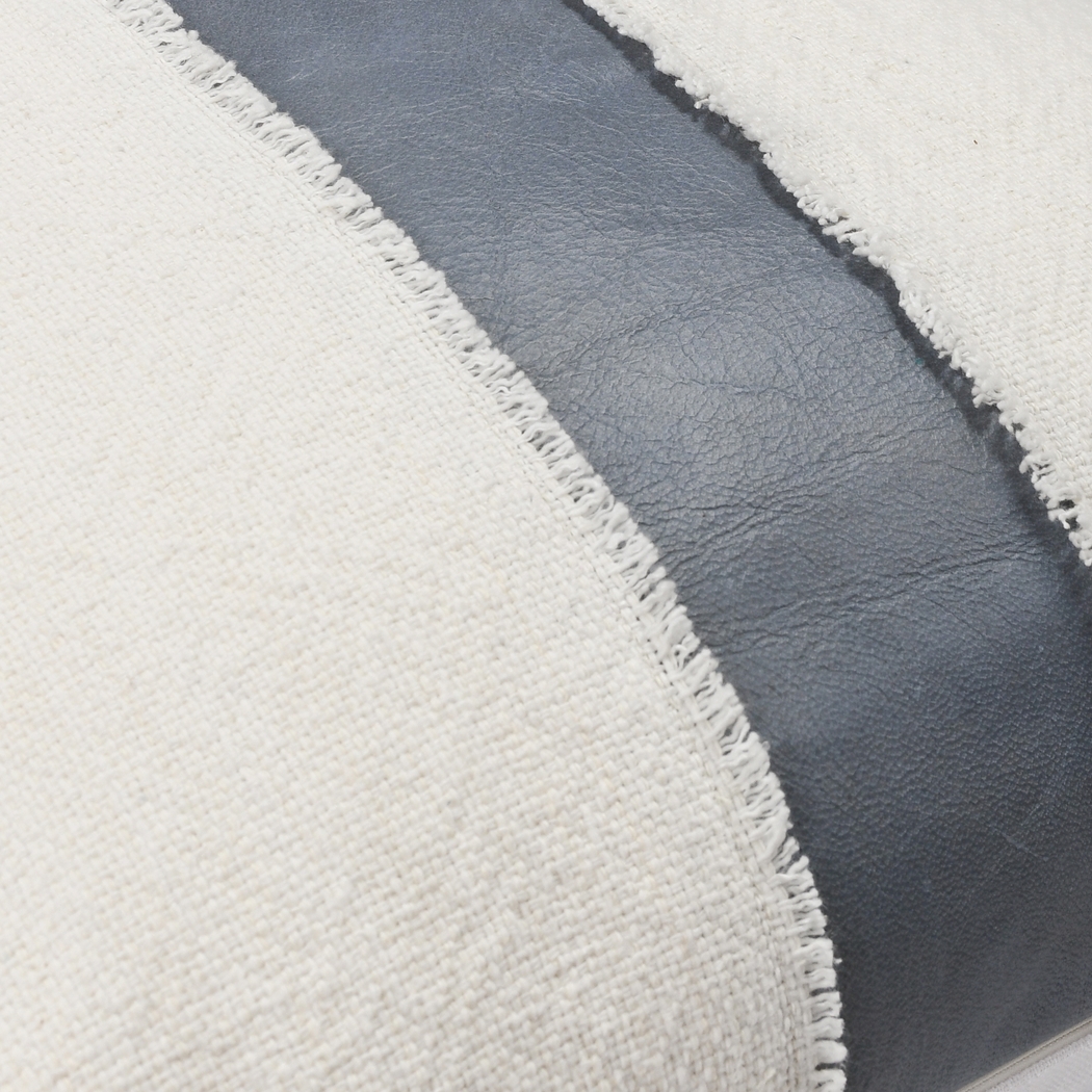 Laiene Ivory/Blue Accent Pillow - Thumbnail - Image 4