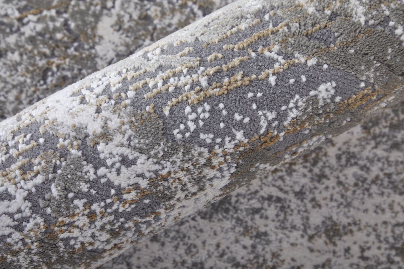 Lallo Silver 5' x 8' Rug - Thumbnail - Image 8