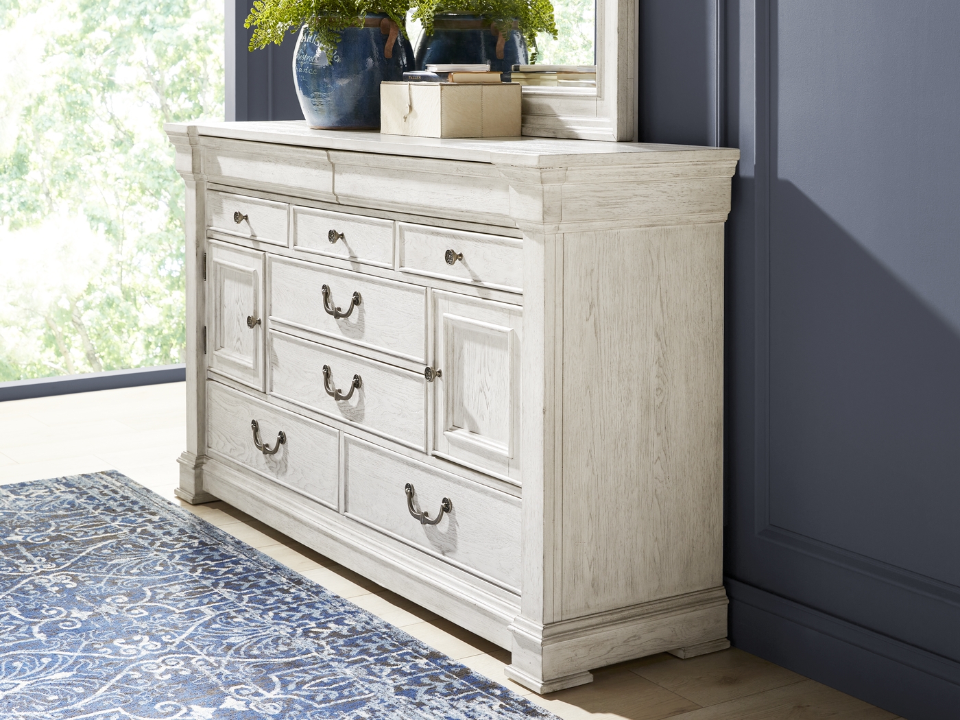 Landon Creek White Dresser - Thumbnail - Image 3