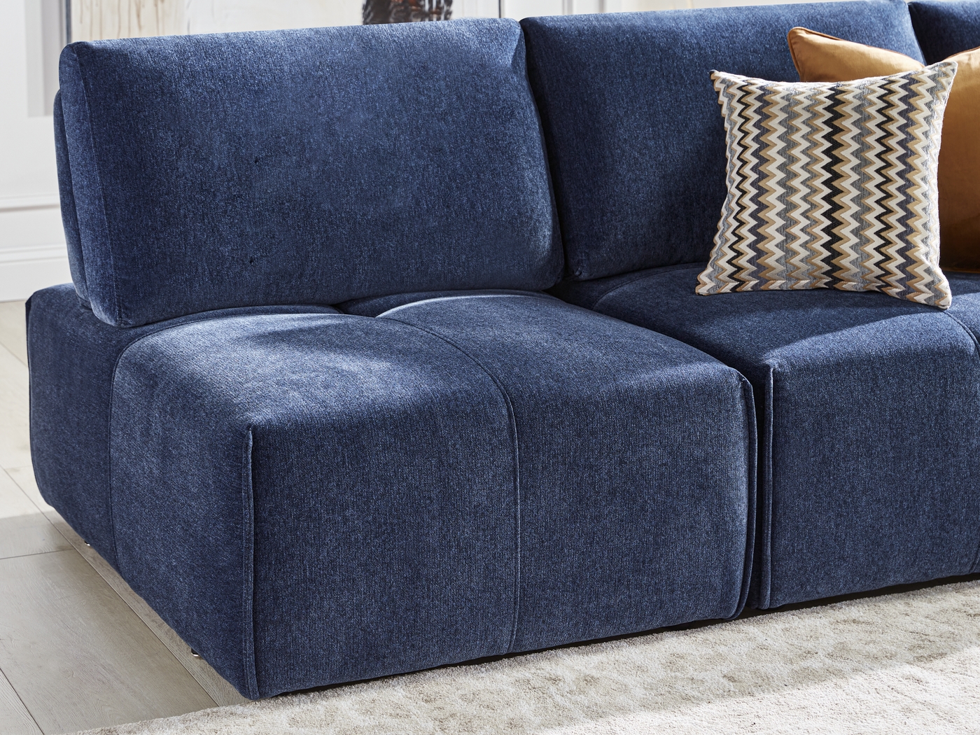 Laney Blue 5 Pc Sectional - Thumbnail - Image 4