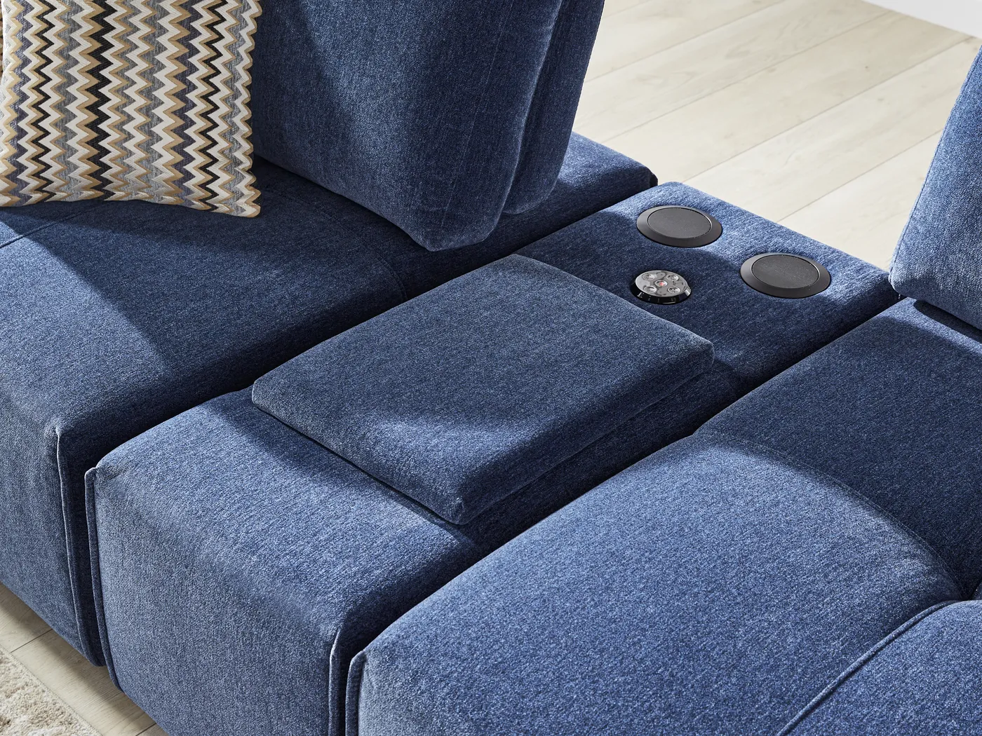 Laney Blue 7 Pc Sectional - Image 6