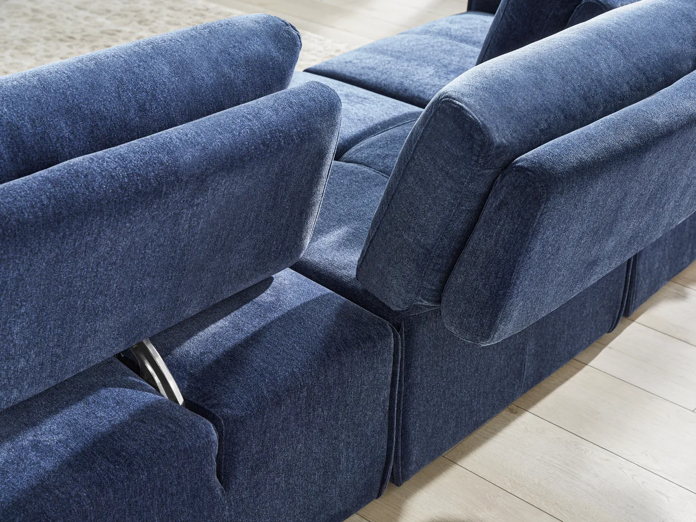 Laney Blue 7 Pc Sectional - Image 9