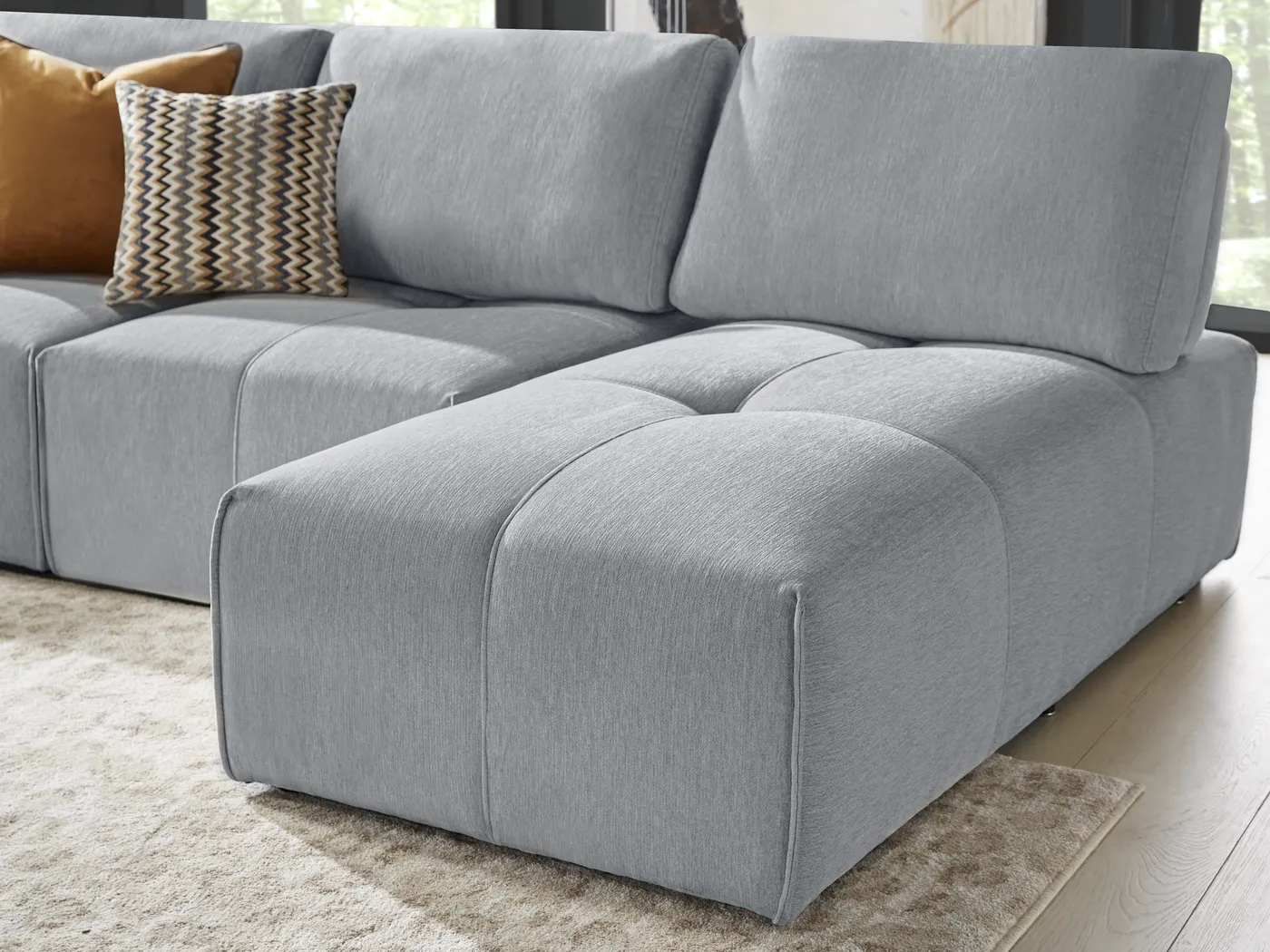 Laney Gray 5 Pc Sectional - Image 5
