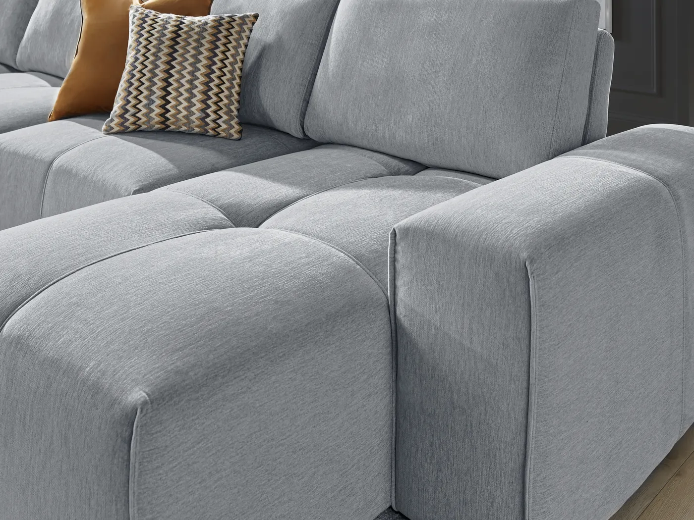 Laney Gray 7 Pc Sectional - Image 5