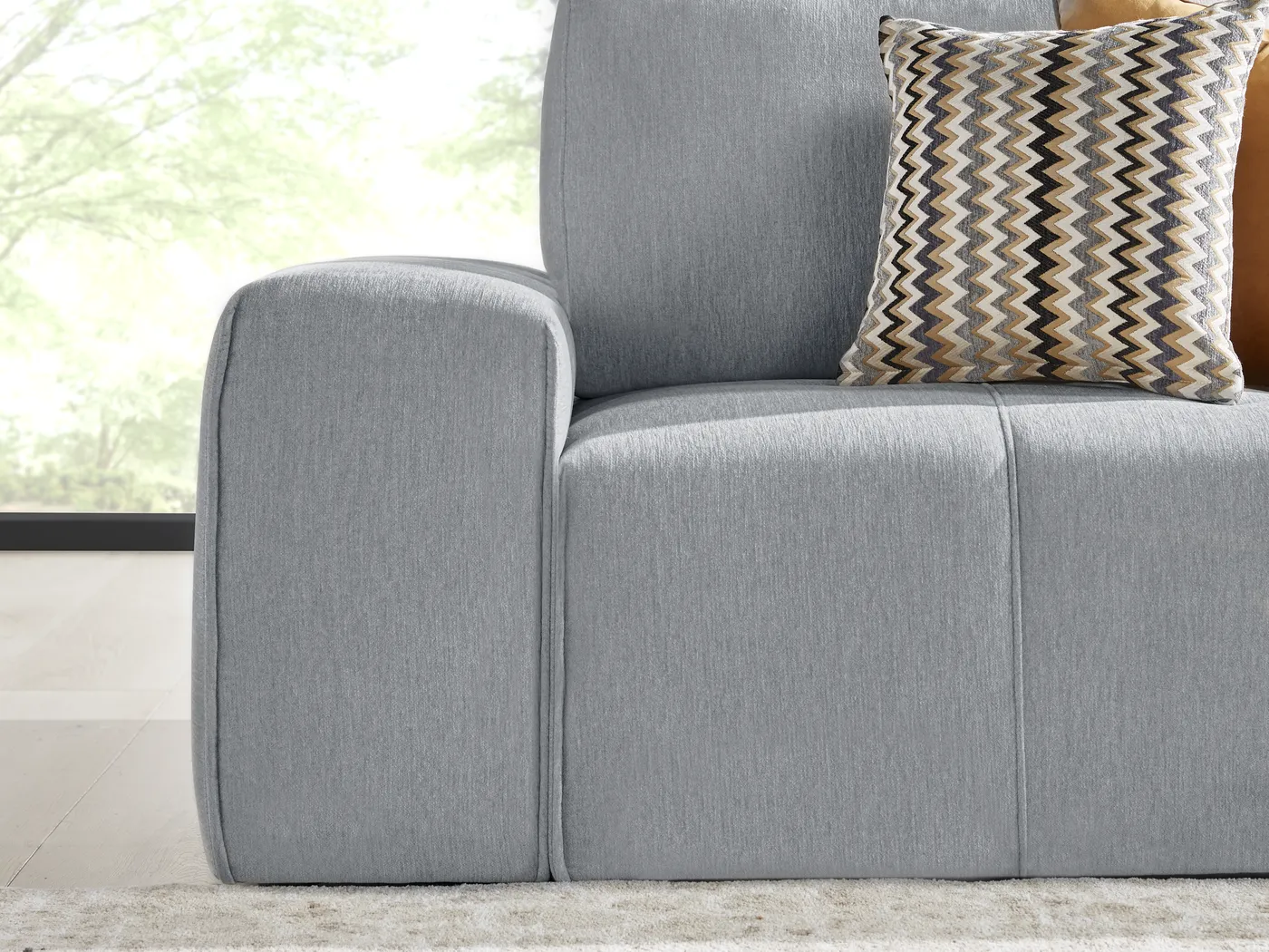 Laney Gray 7 Pc Sectional - Image 7
