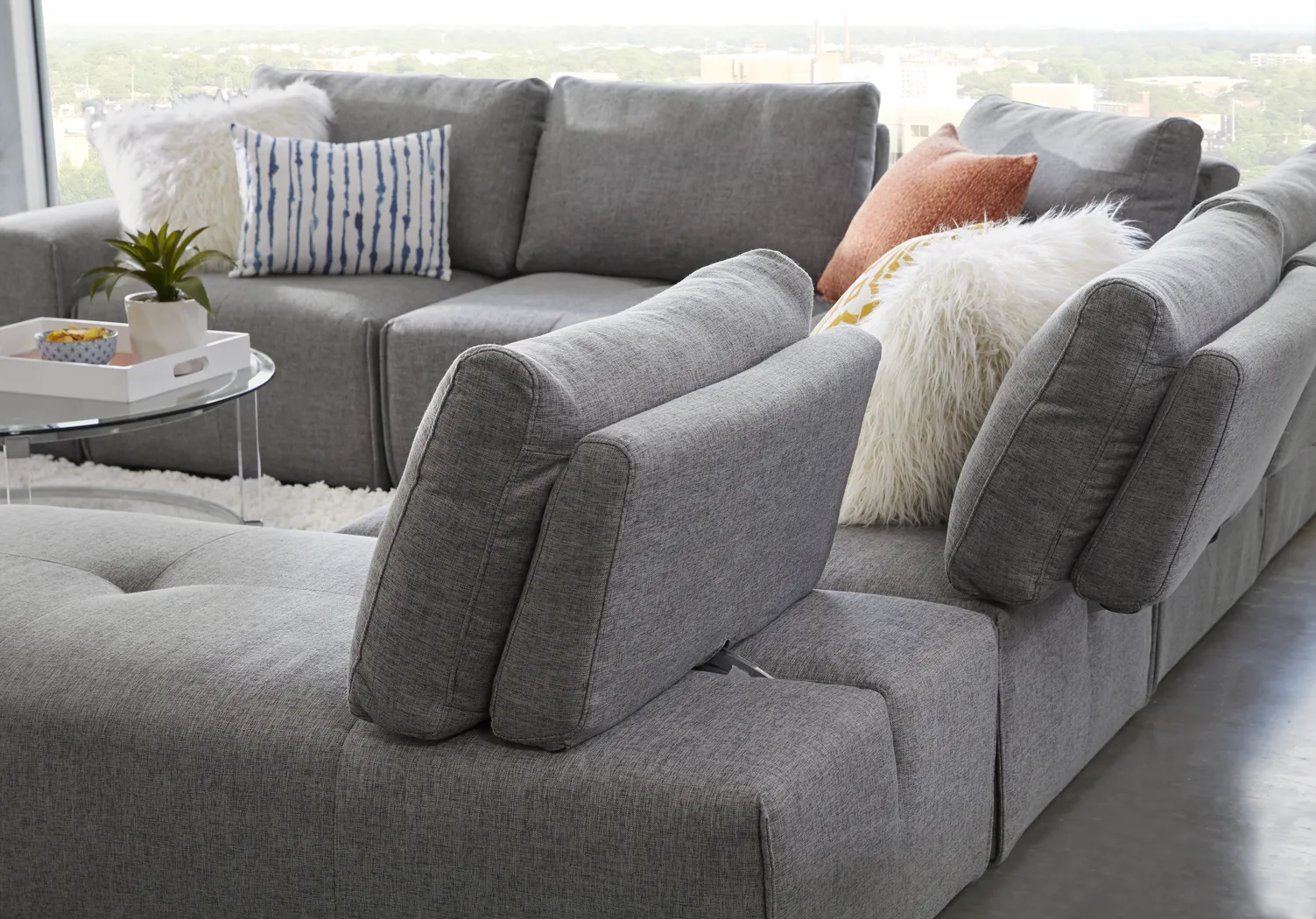 Laney Park Dark Gray 9 Pc Sectional Living Room - Thumbnail - Image 6