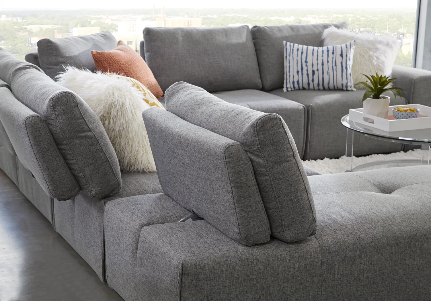 Laney Park Dark Gray 6 Pc Sectional - Image 6