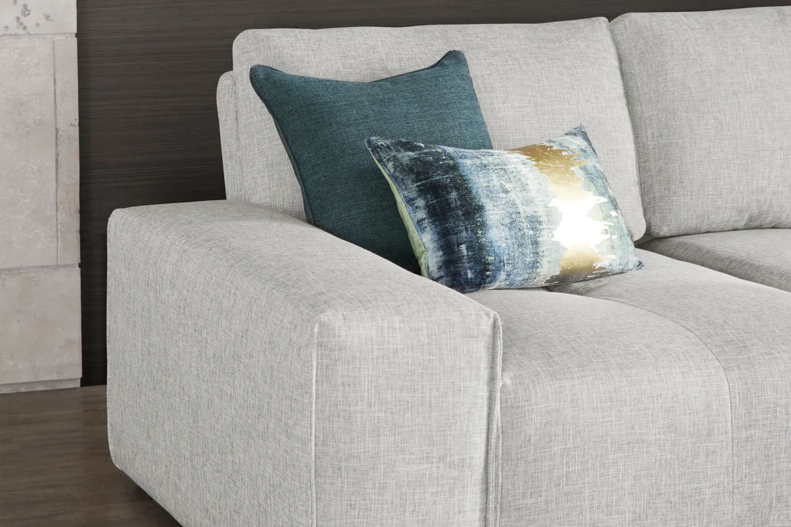 Laney Park Light Gray 5 Pc Sectional - Thumbnail - Image 2