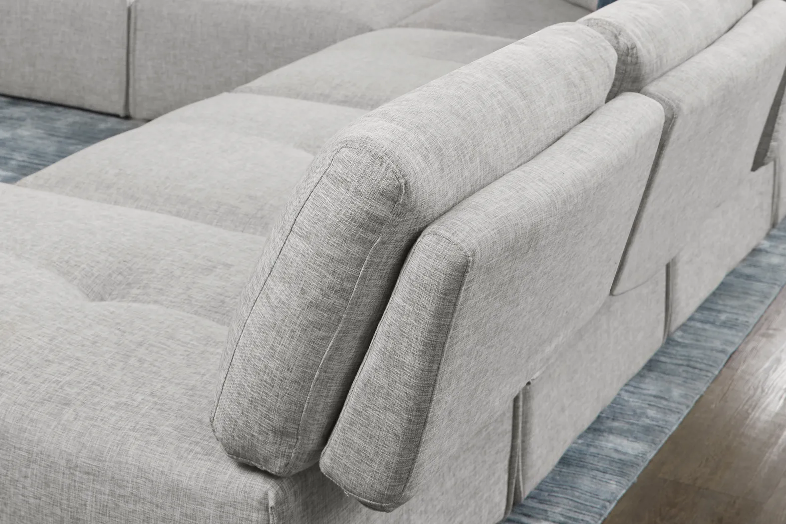Laney Park Light Gray 6 Pc Sectional - Image 7