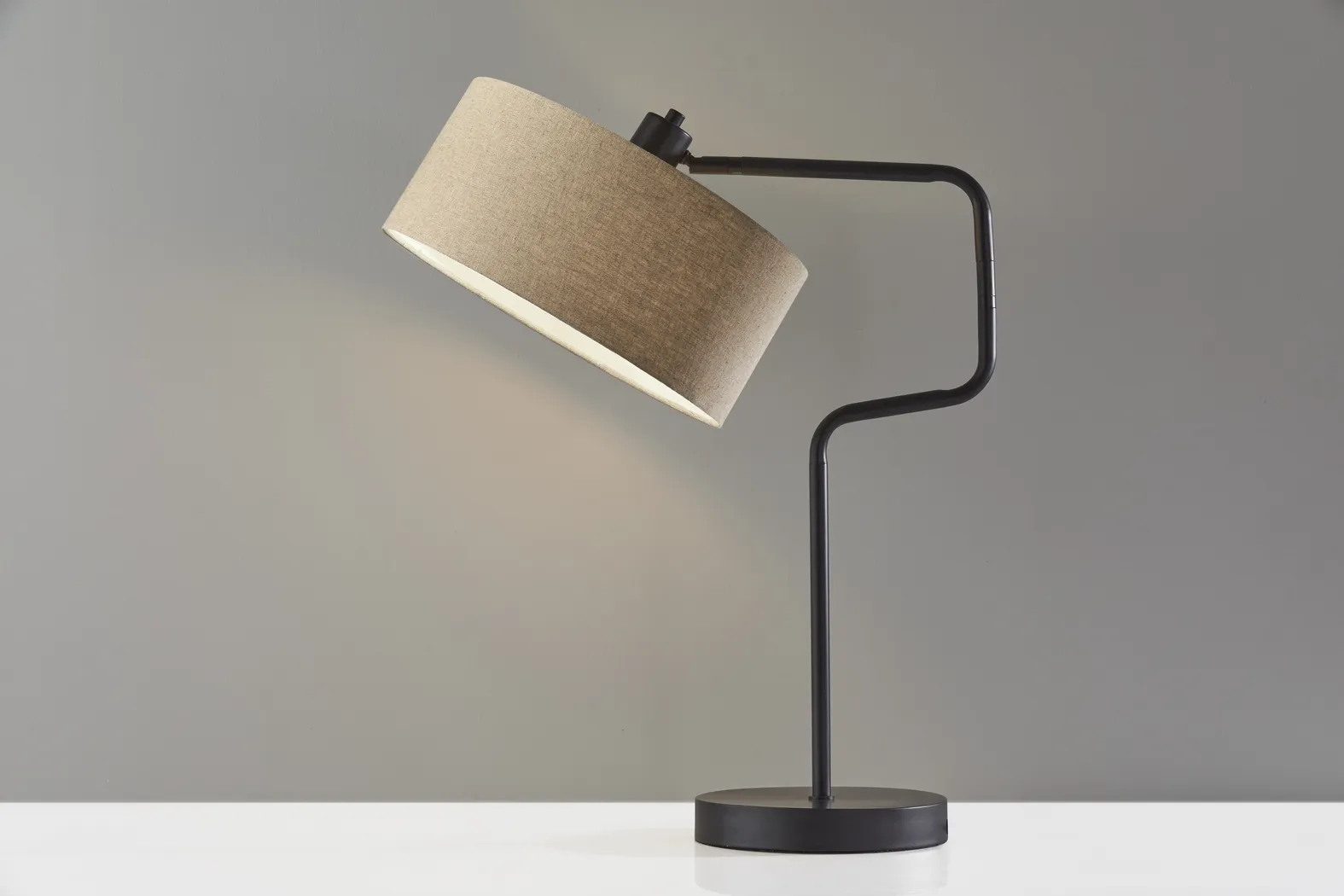 Lariat Circle Bronze Lamp - Thumbnail - Image 3