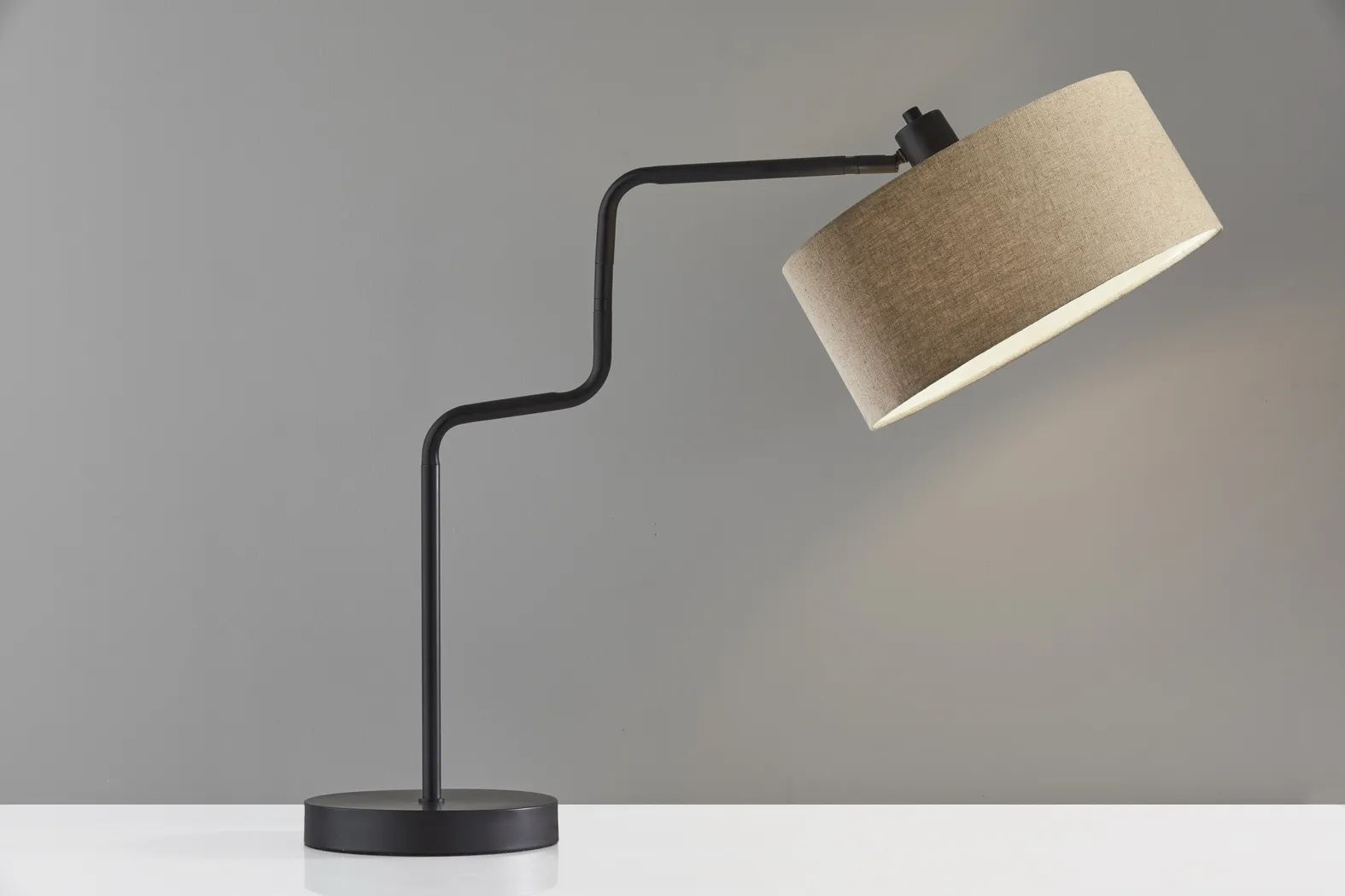 Lariat Circle Bronze Lamp - Thumbnail - Image 5