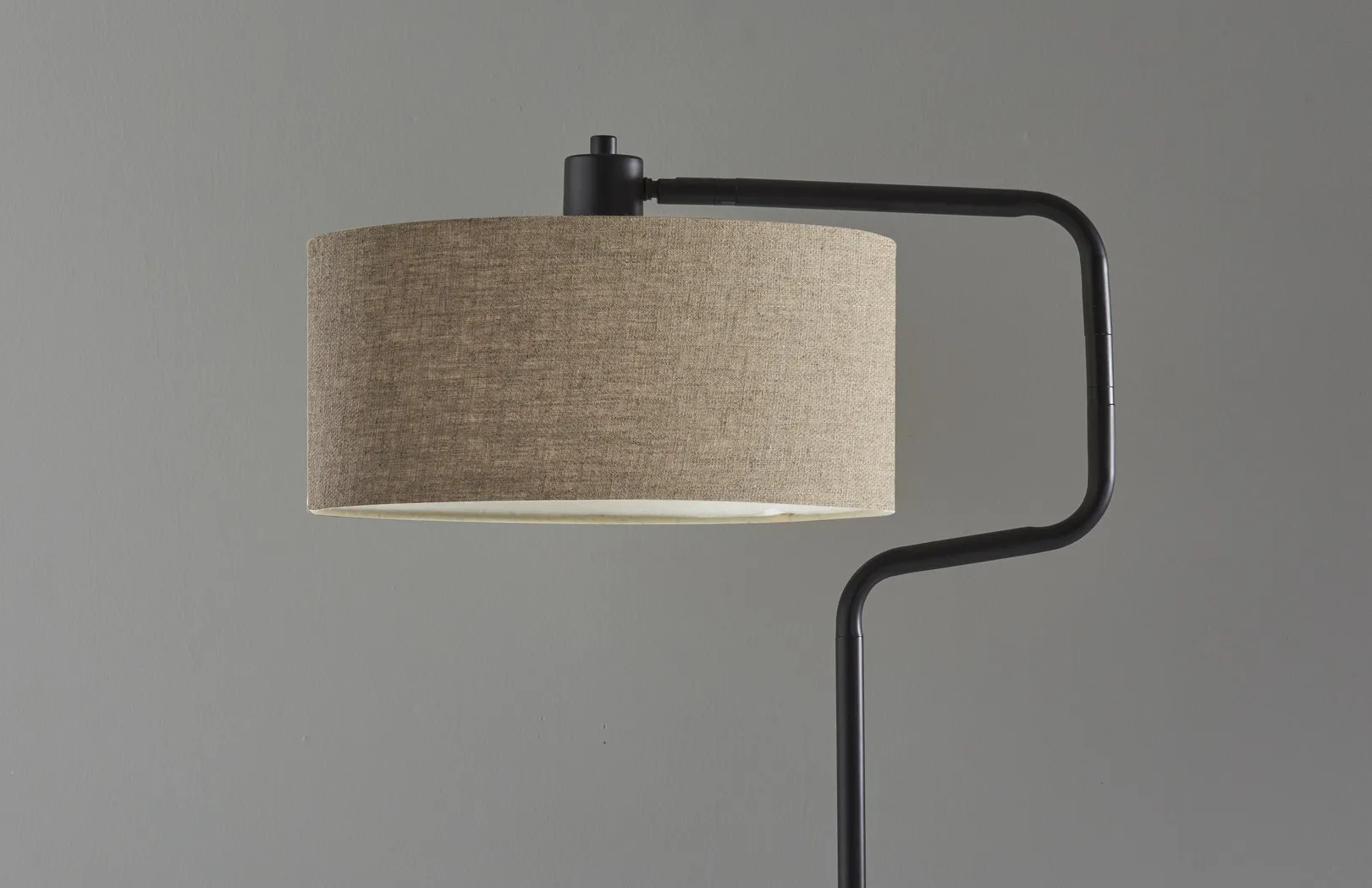 Lariat Circle Bronze Lamp - Thumbnail - Image 7