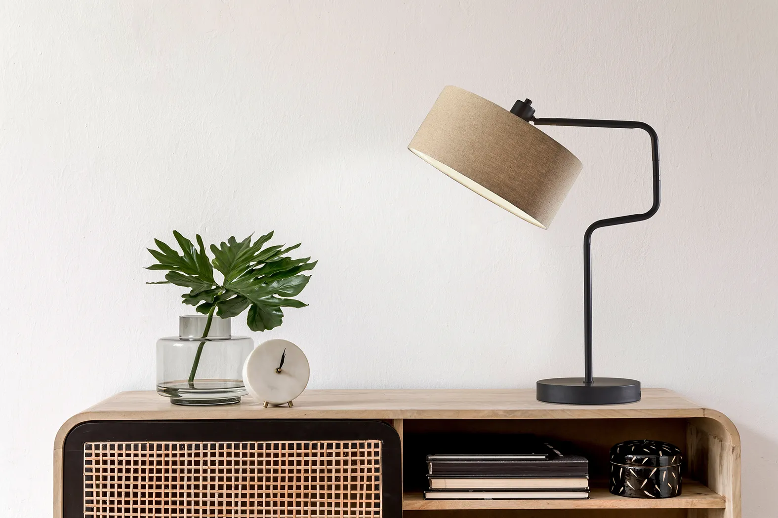 Lariat Circle Bronze Lamp - Thumbnail - Image 8