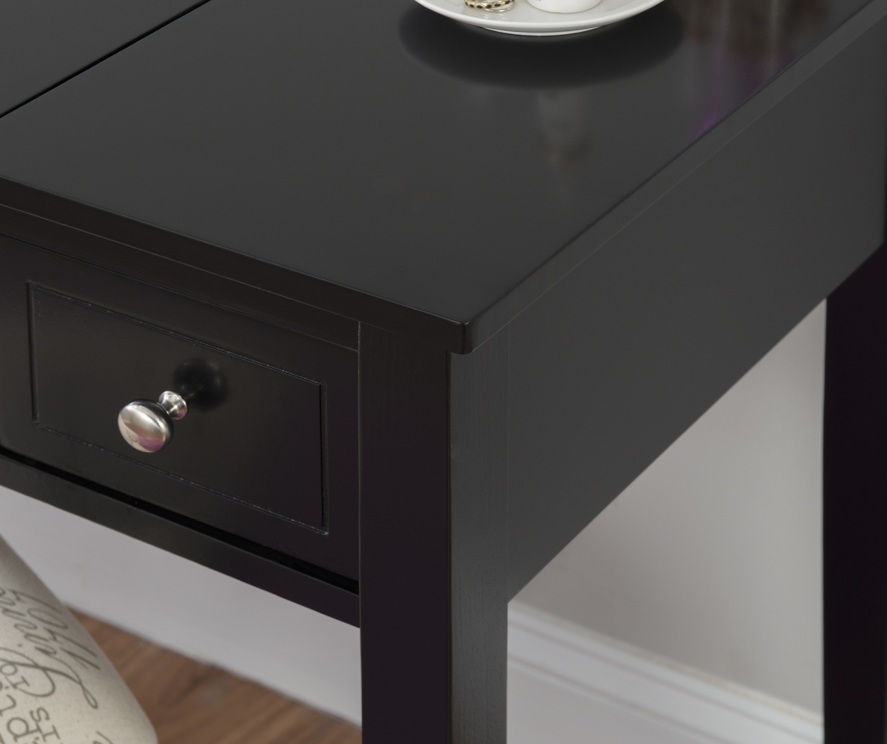 Larkbunting Black Vanity Set - Thumbnail - Image 18