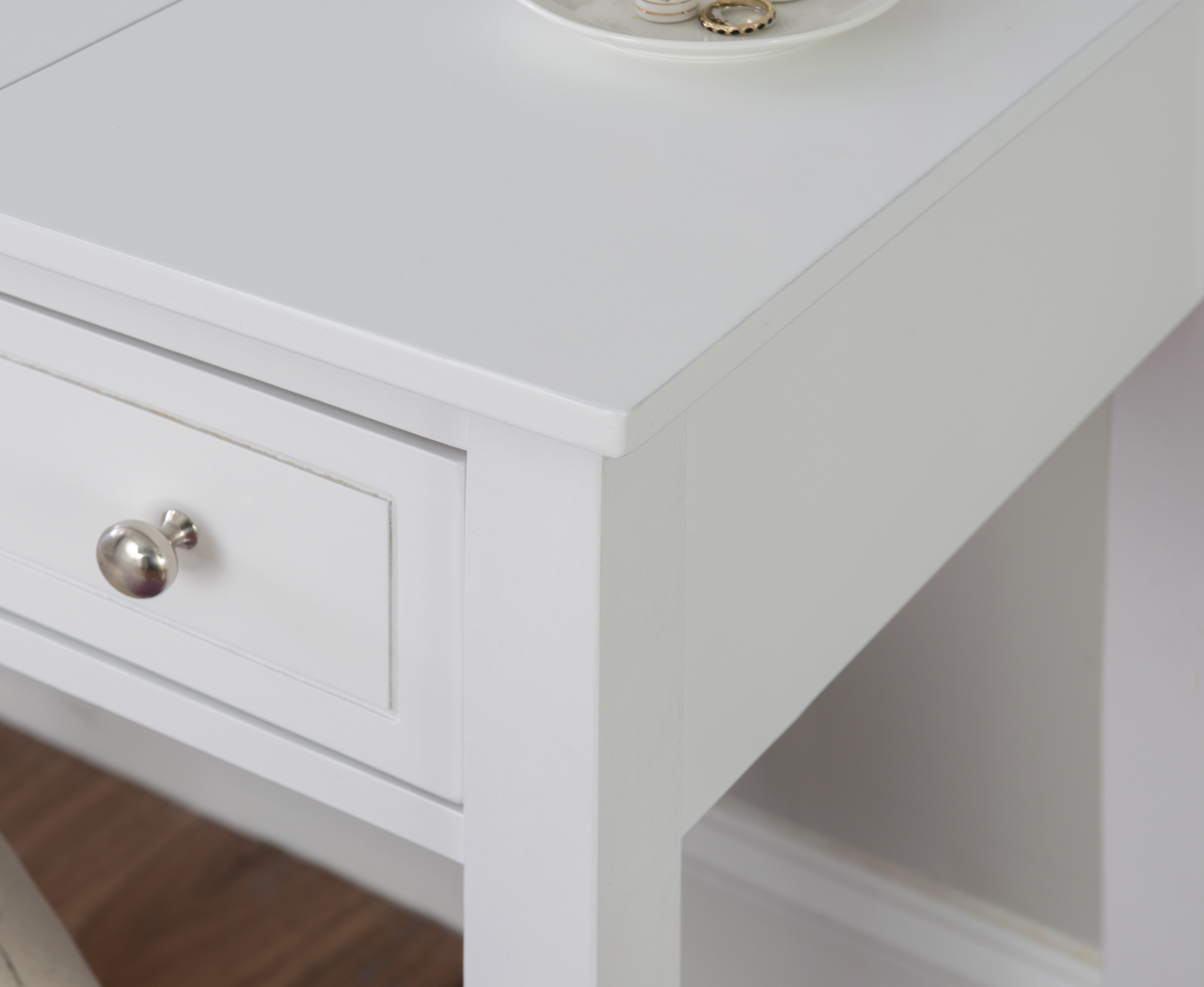 Larkbunting White Vanity Set - Thumbnail - Image 18