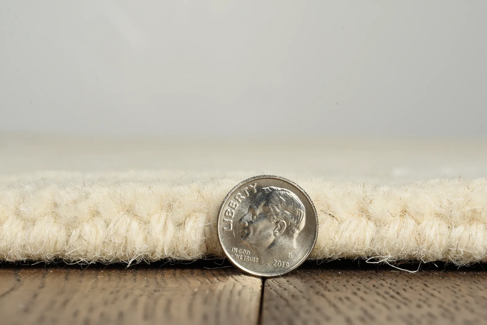 Laselle Ivory 7'6 x 9'6 Rug - Thumbnail - Image 4