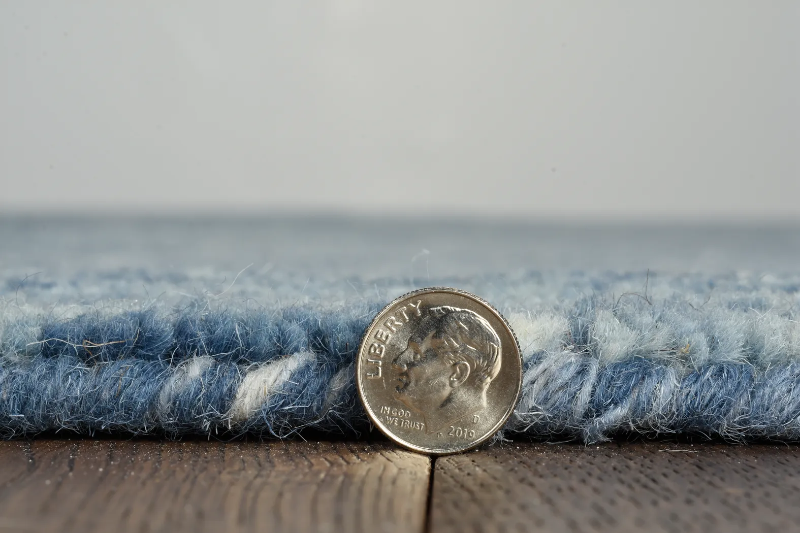 Laselle Navy 8'6 x 11'6 Rug - Thumbnail - Image 4