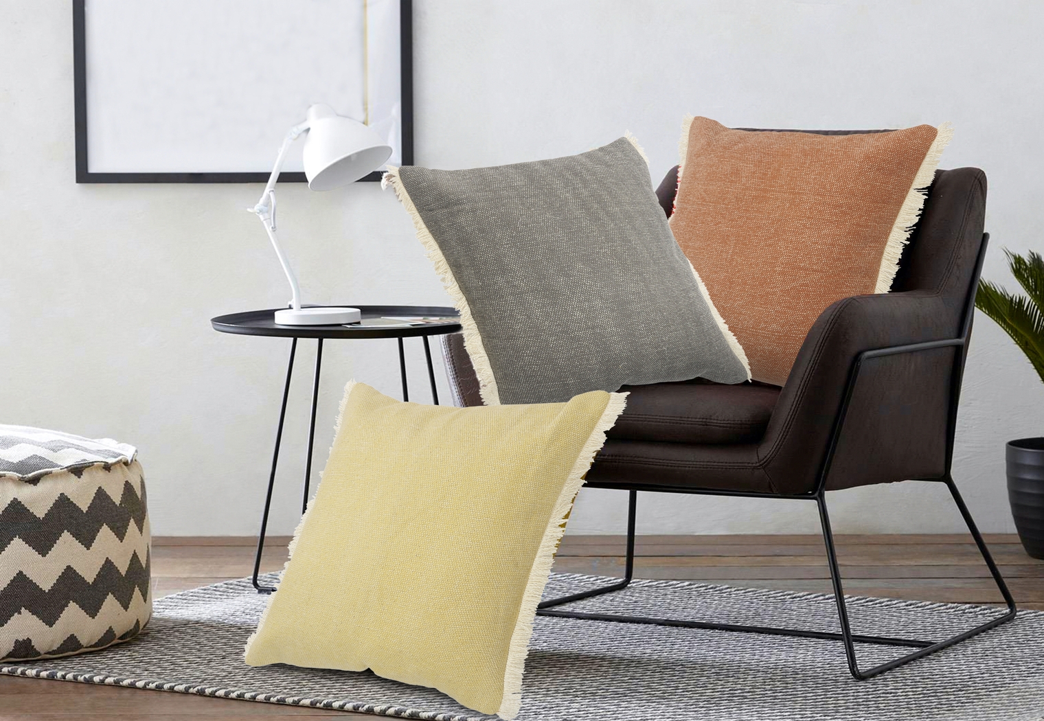 Laspelan Gray Throw Pillow - Thumbnail - Image 3