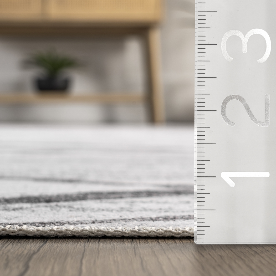 Lastur Light Gray 6' x 9' Rug - Thumbnail - Image 3