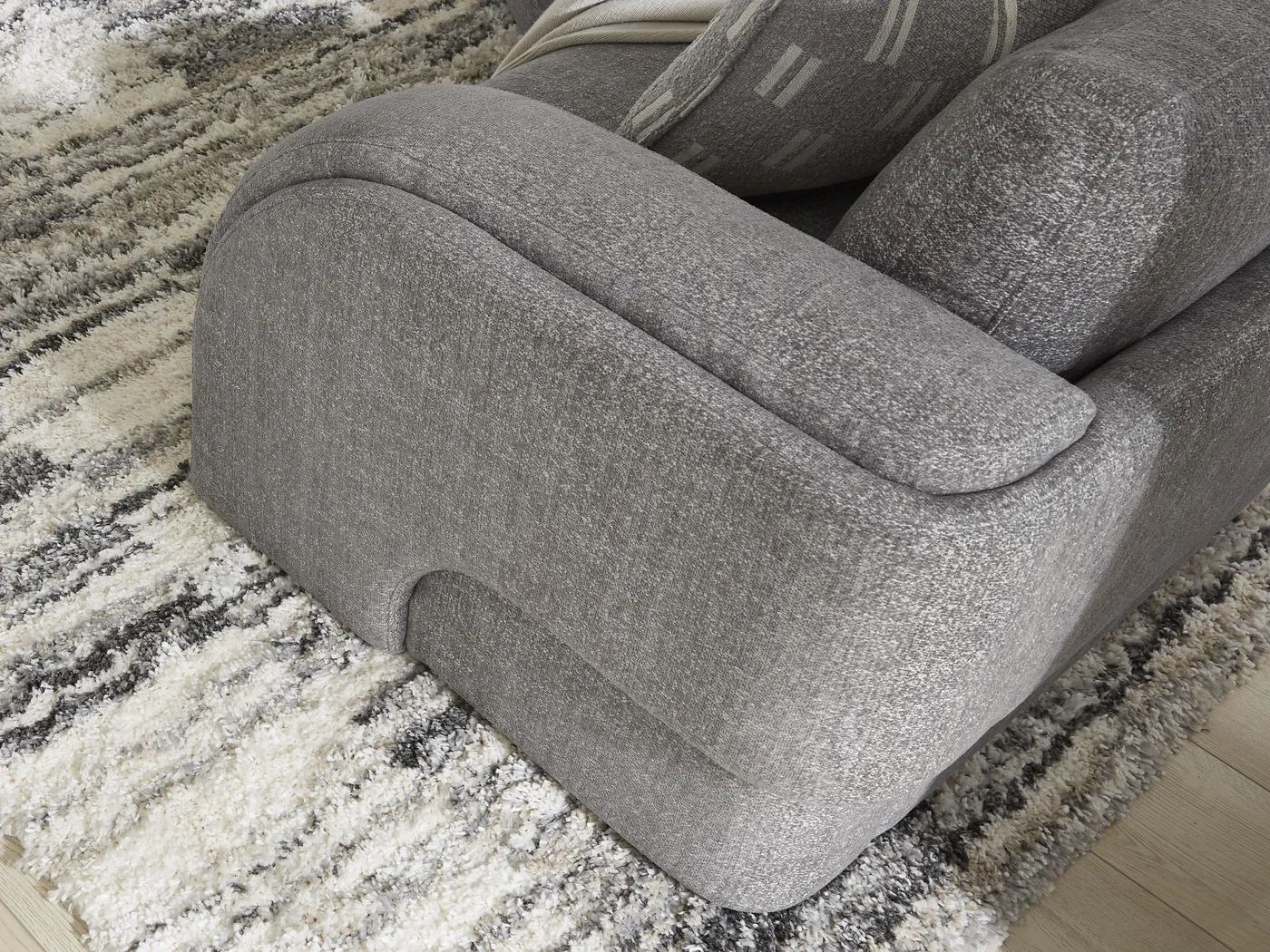Latham Court Gray 5 Pc Sectional - Image 5