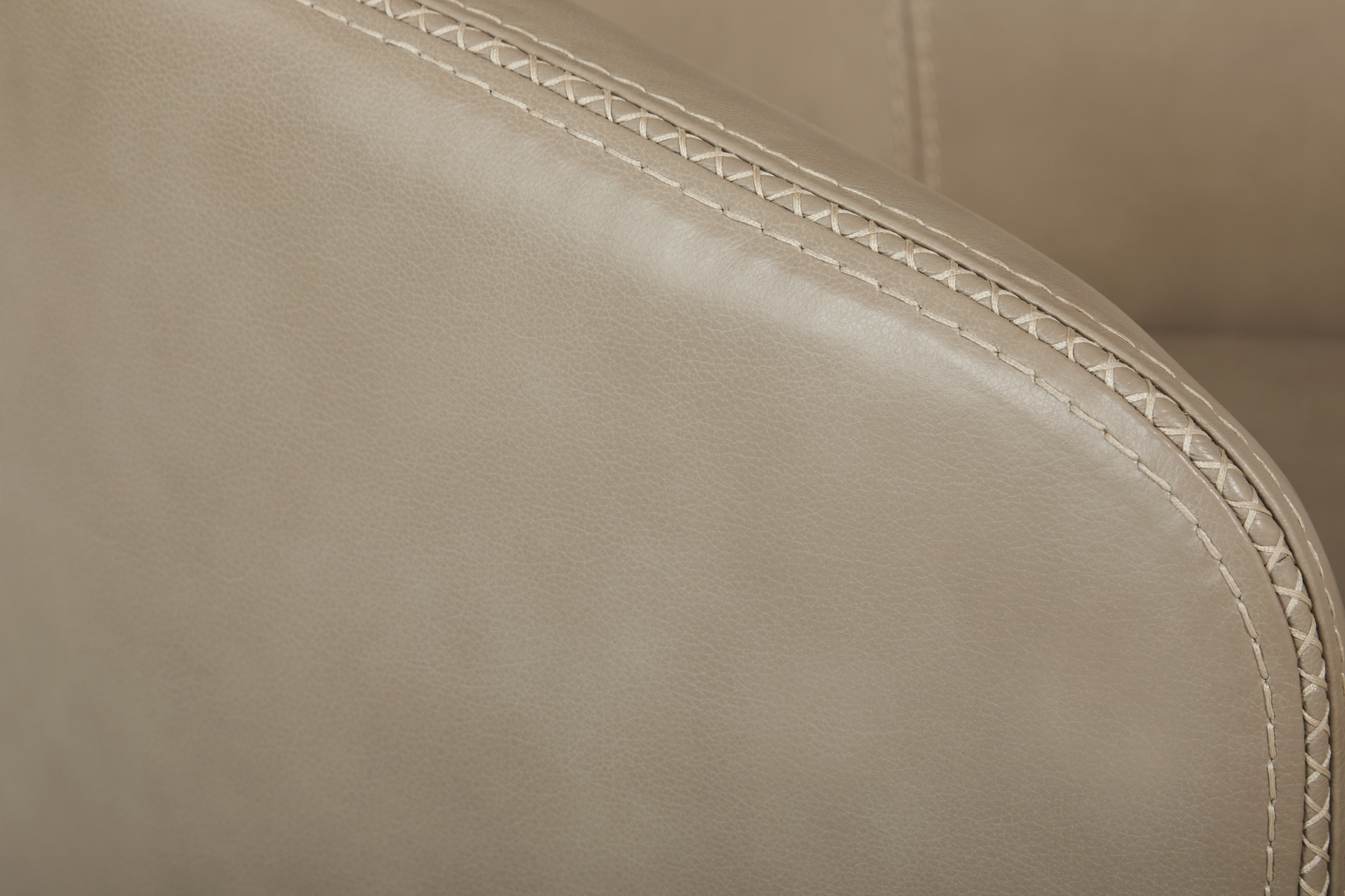 Laumont Beige Swivel Chair - Thumbnail - Image 4