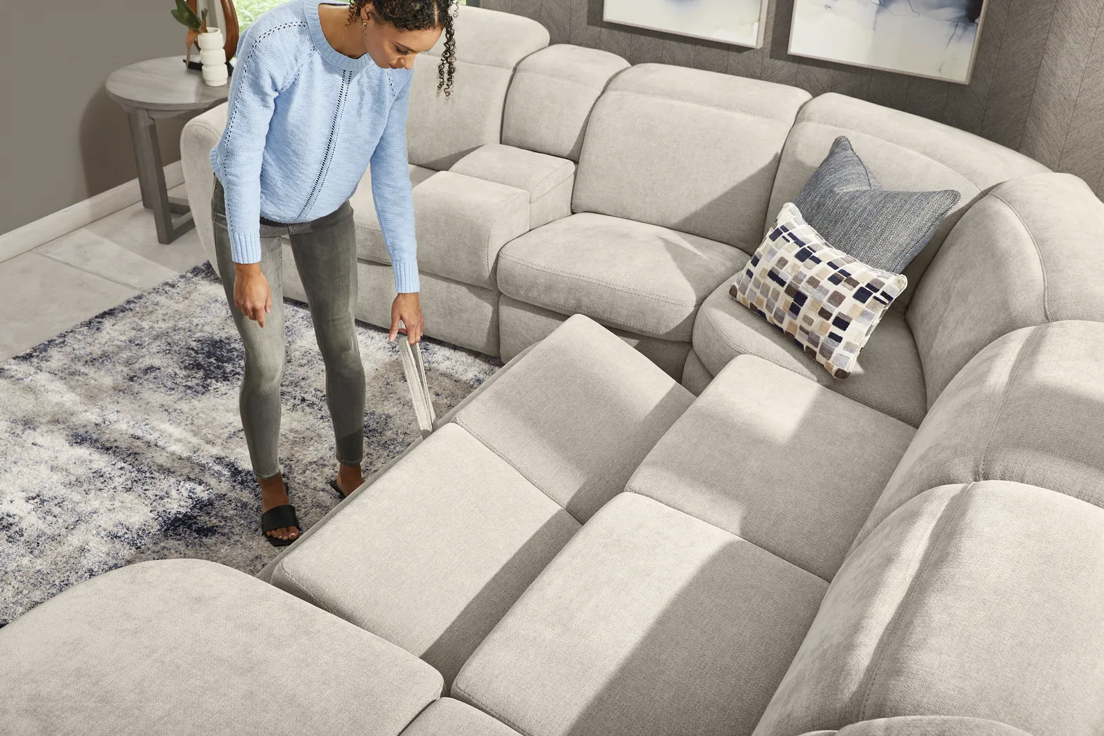 Laurel Heights Gray 6 Pc Dual Power Reclining Sleeper Sectional - Image 5