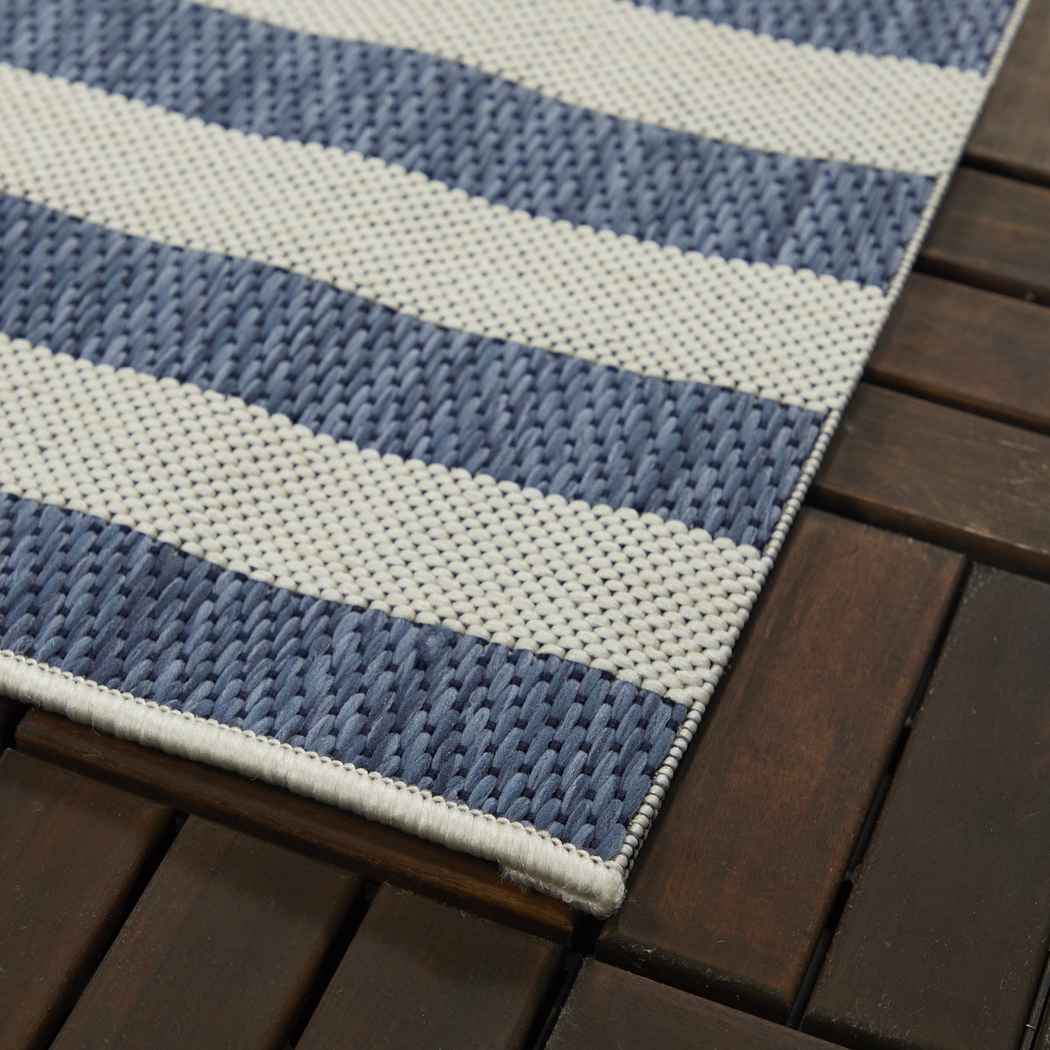 Leandro Blue 5'3" X 7' Rug - Thumbnail - Image 3