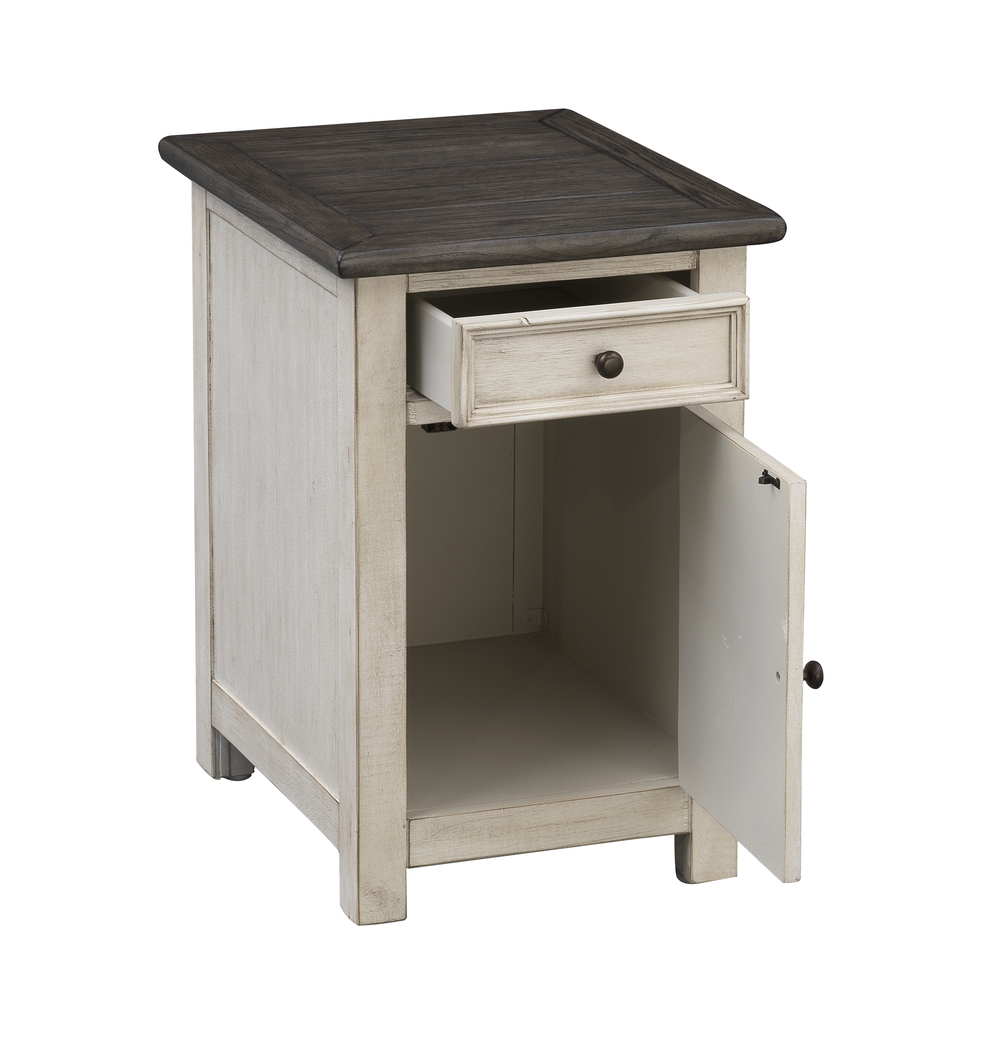 Leoane Ivory End Table - Thumbnail - Image 2