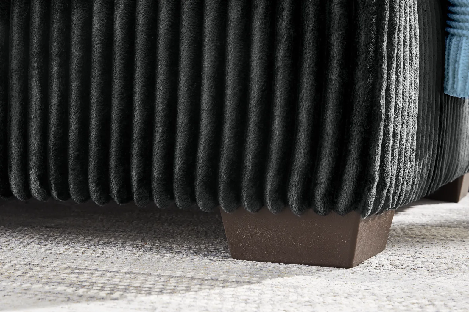 Lexford Park Black 2 Pc Sectional - Thumbnail - Image 4