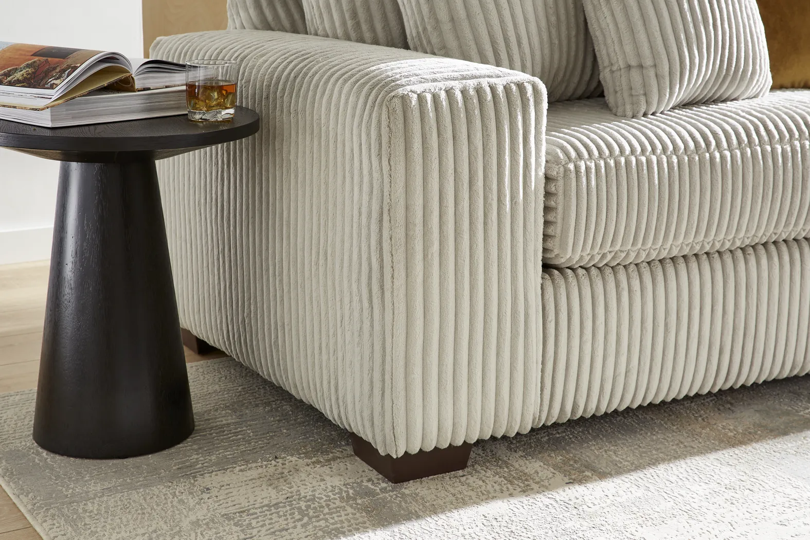 Lexford Park Gray 2 Pc Sectional - Thumbnail - Image 3
