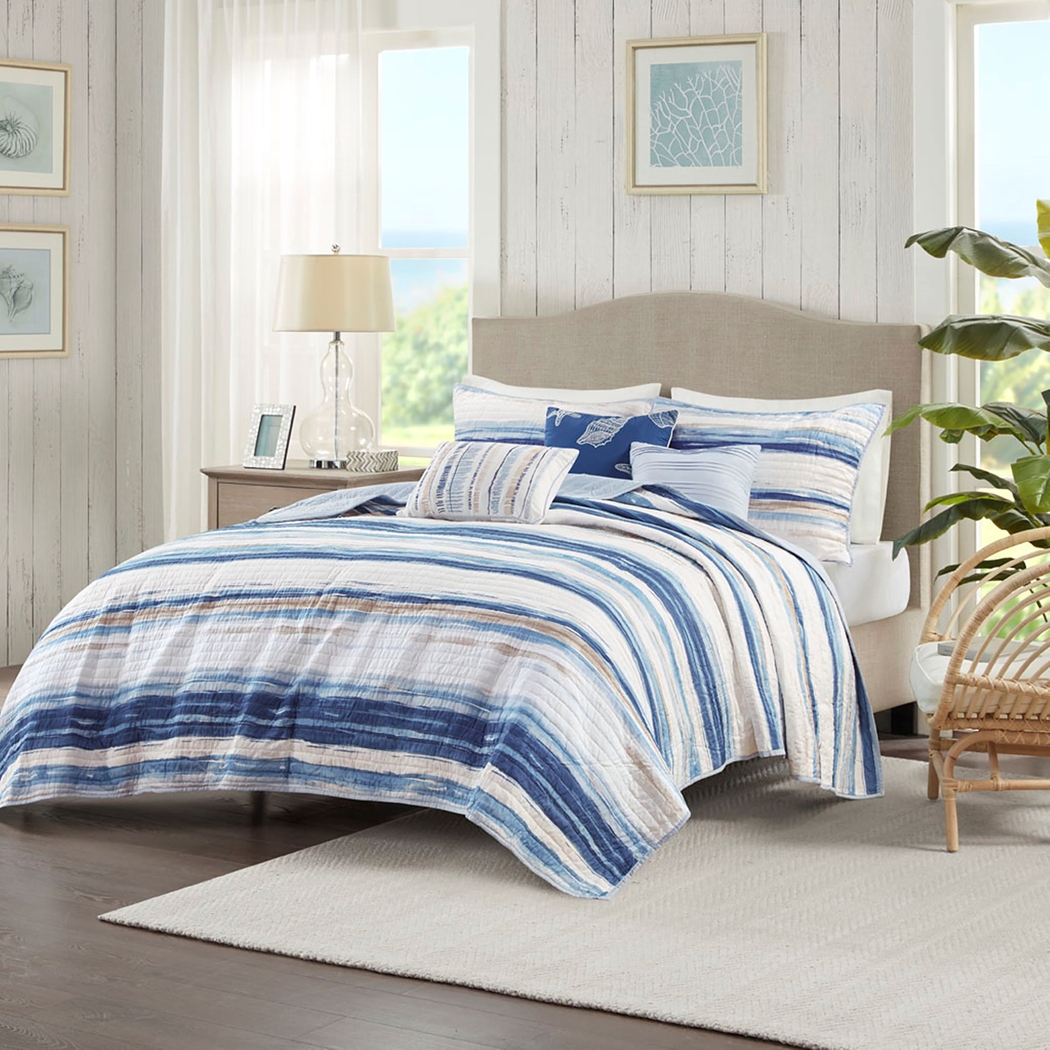 Lillya Blue 6 pc King/Cal King Quilt Set - Thumbnail - Image 3