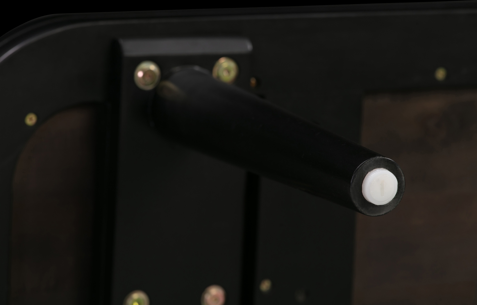 Lilyella Black Bench - Thumbnail - Image 4