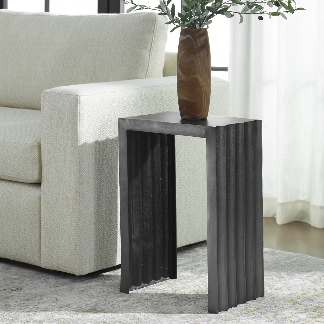 Limada Gray Outdoor End Table - Thumbnail - Image 3